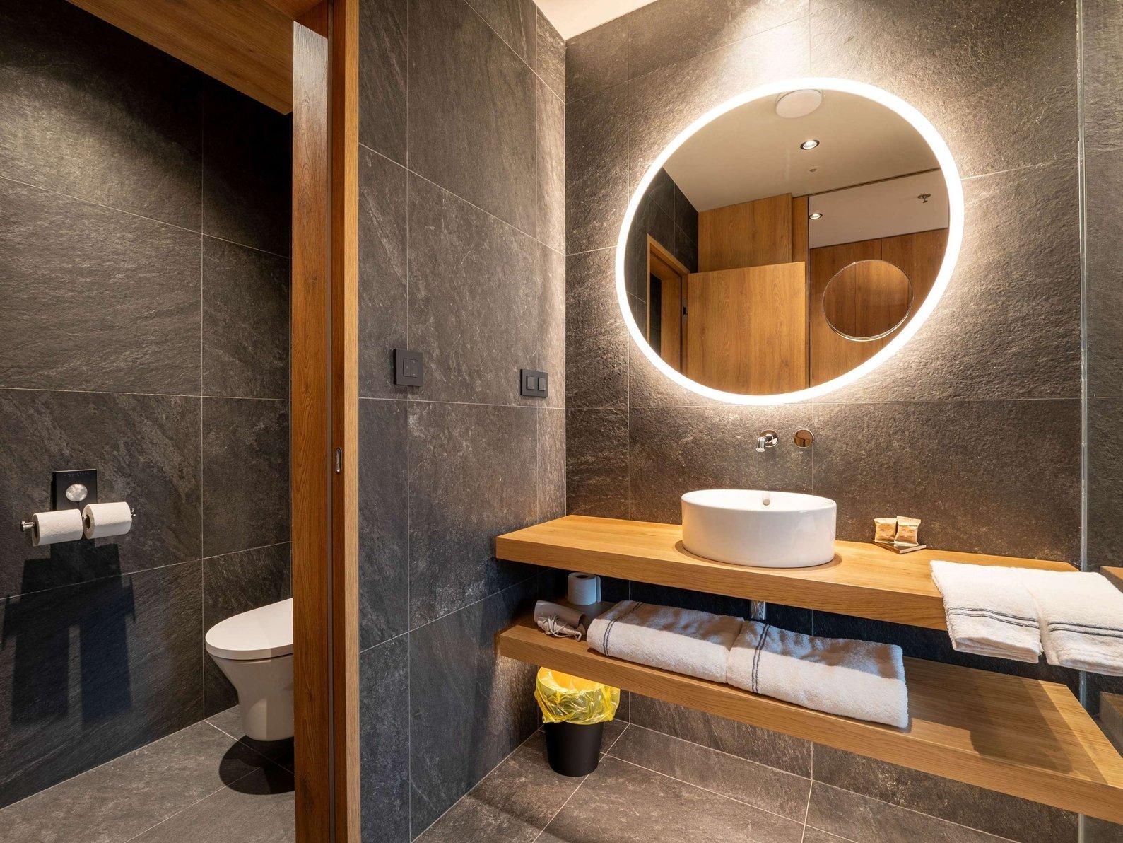 Swiss Advantage King Room