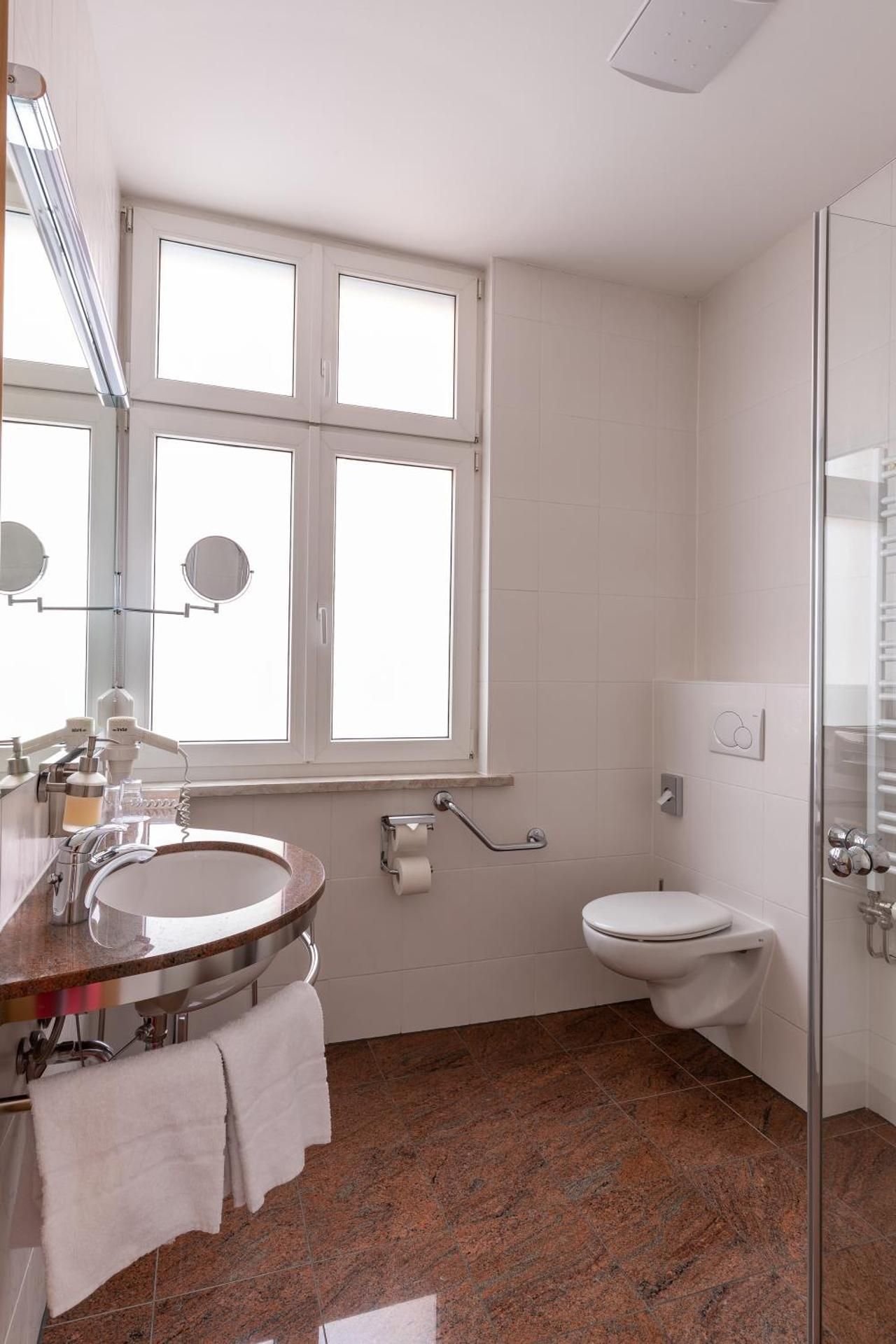 Hotel An der Eiche Quadruple Room 3