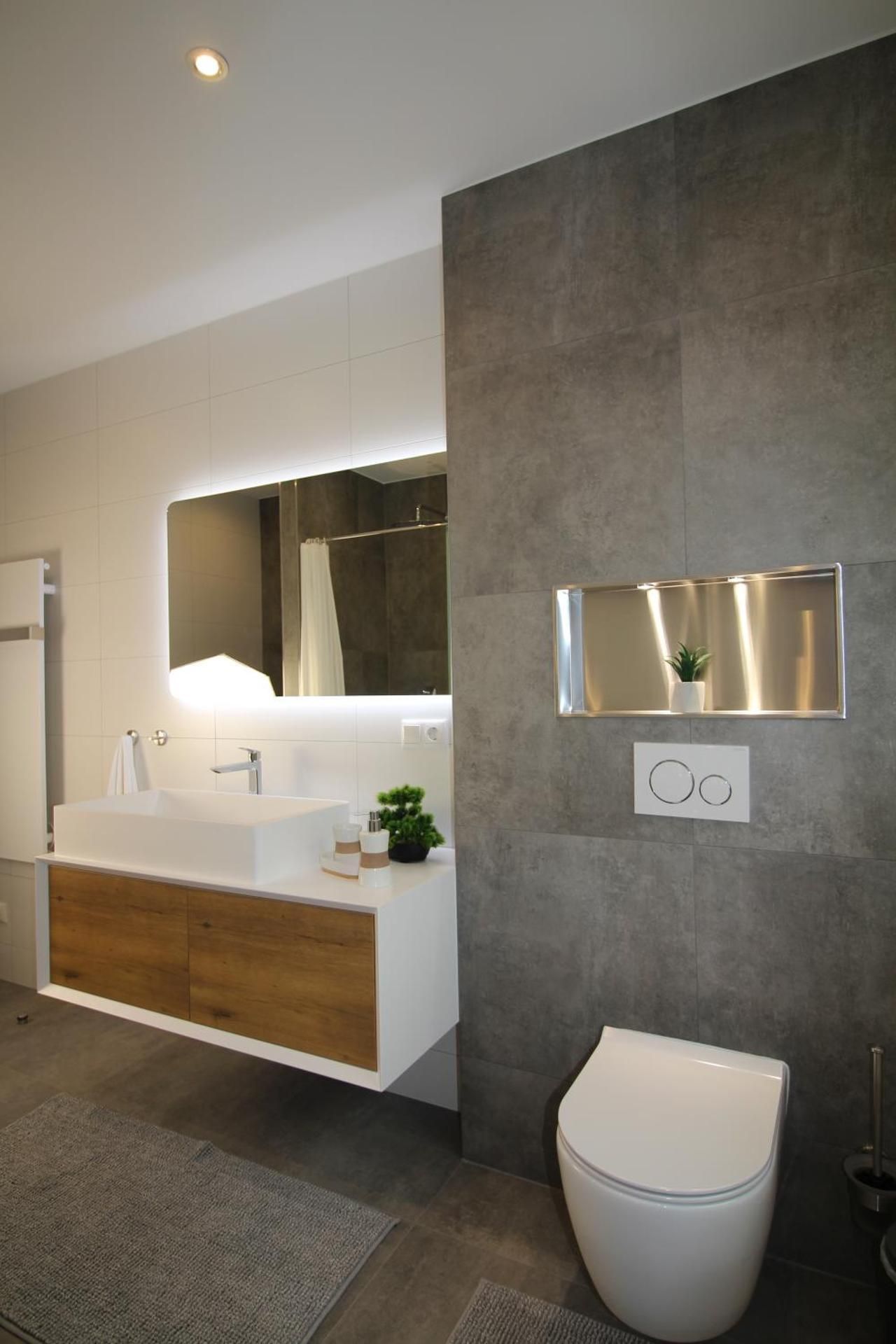 Two-Bedroom Apartment with Balcony
