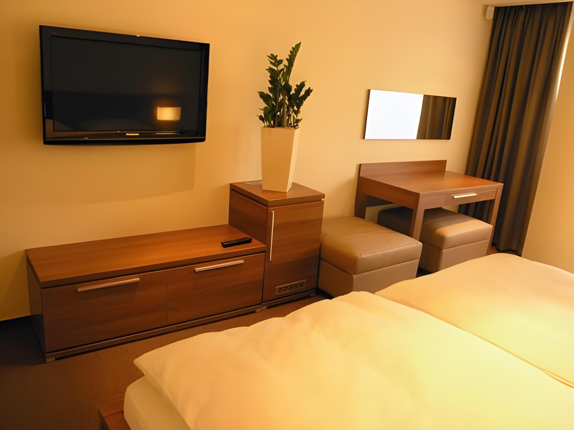 Economy Double Room
