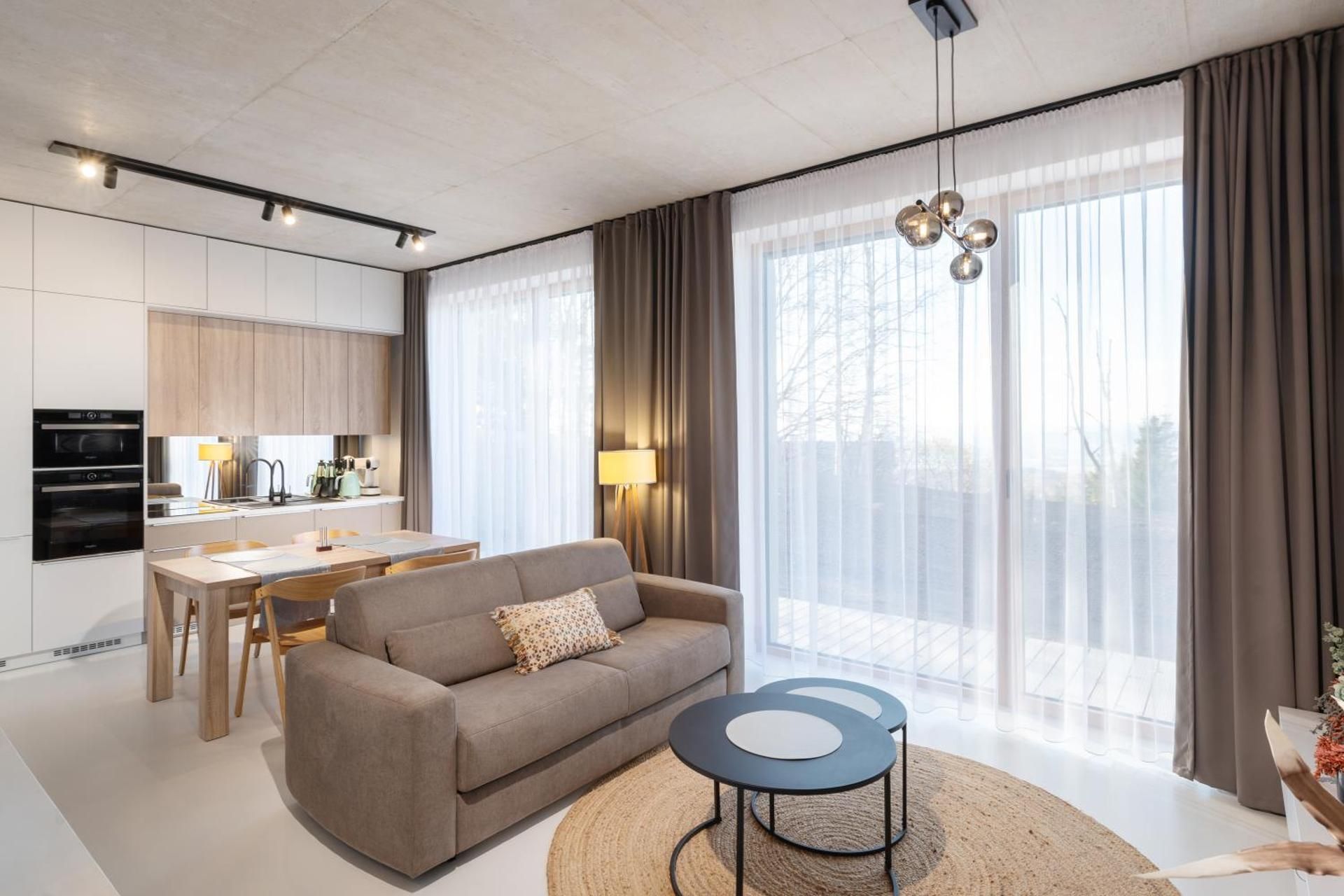 One-Bedroom Apartment with Terrace & Sauna (A-7)