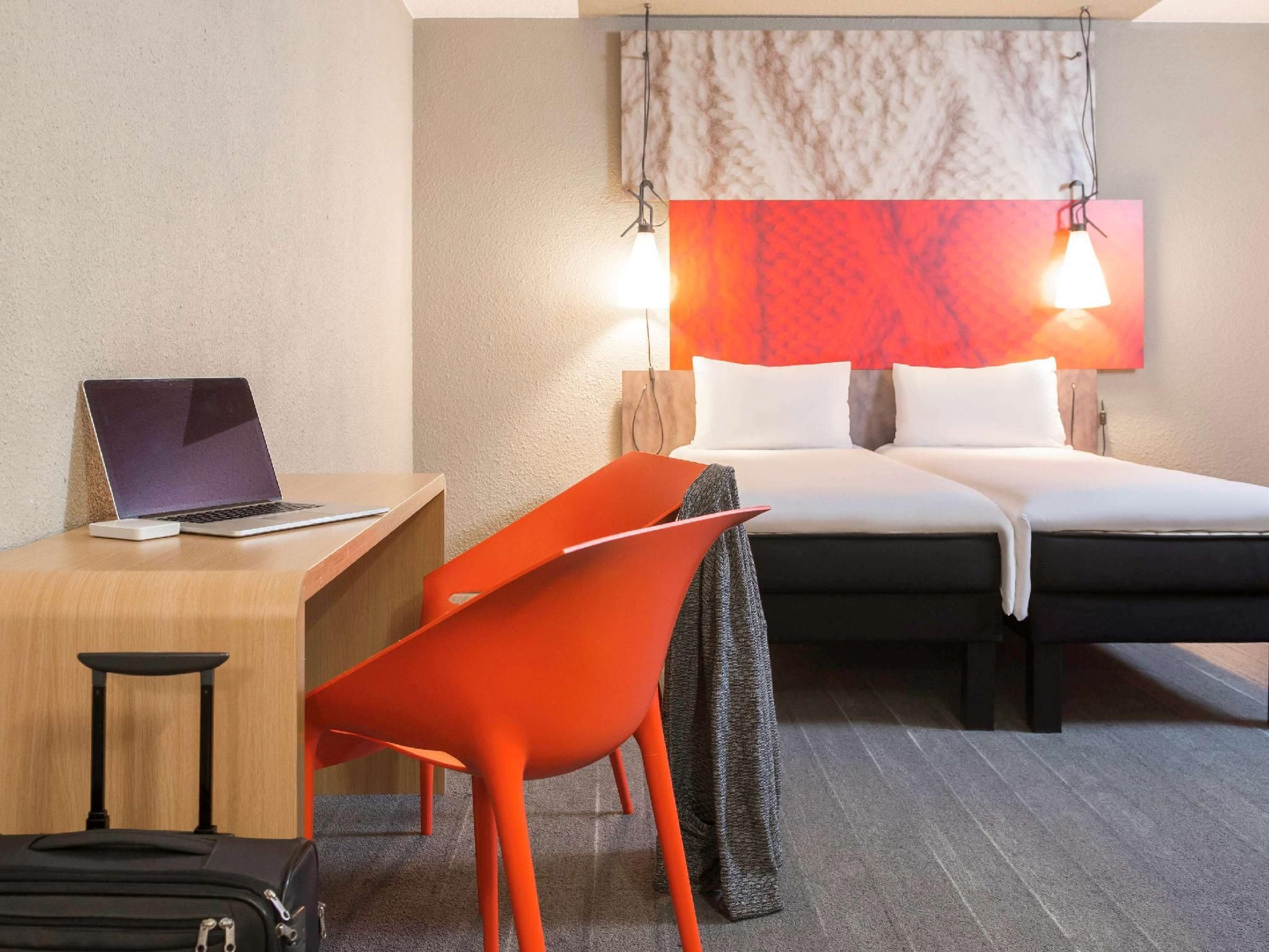 ibis Liège Centre Opéra Standard Room with 2 Single Beds