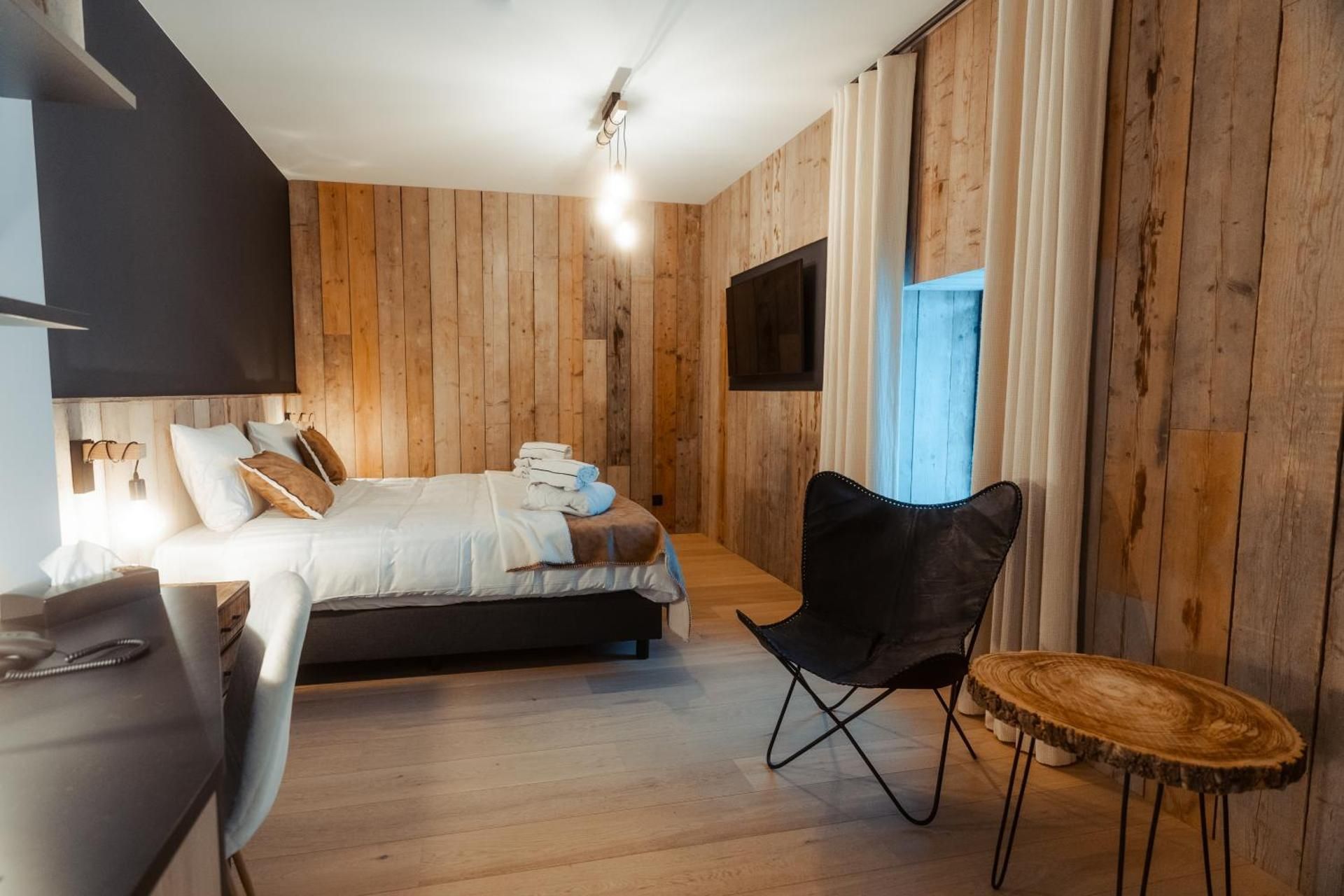 Suite with Spa Bath
