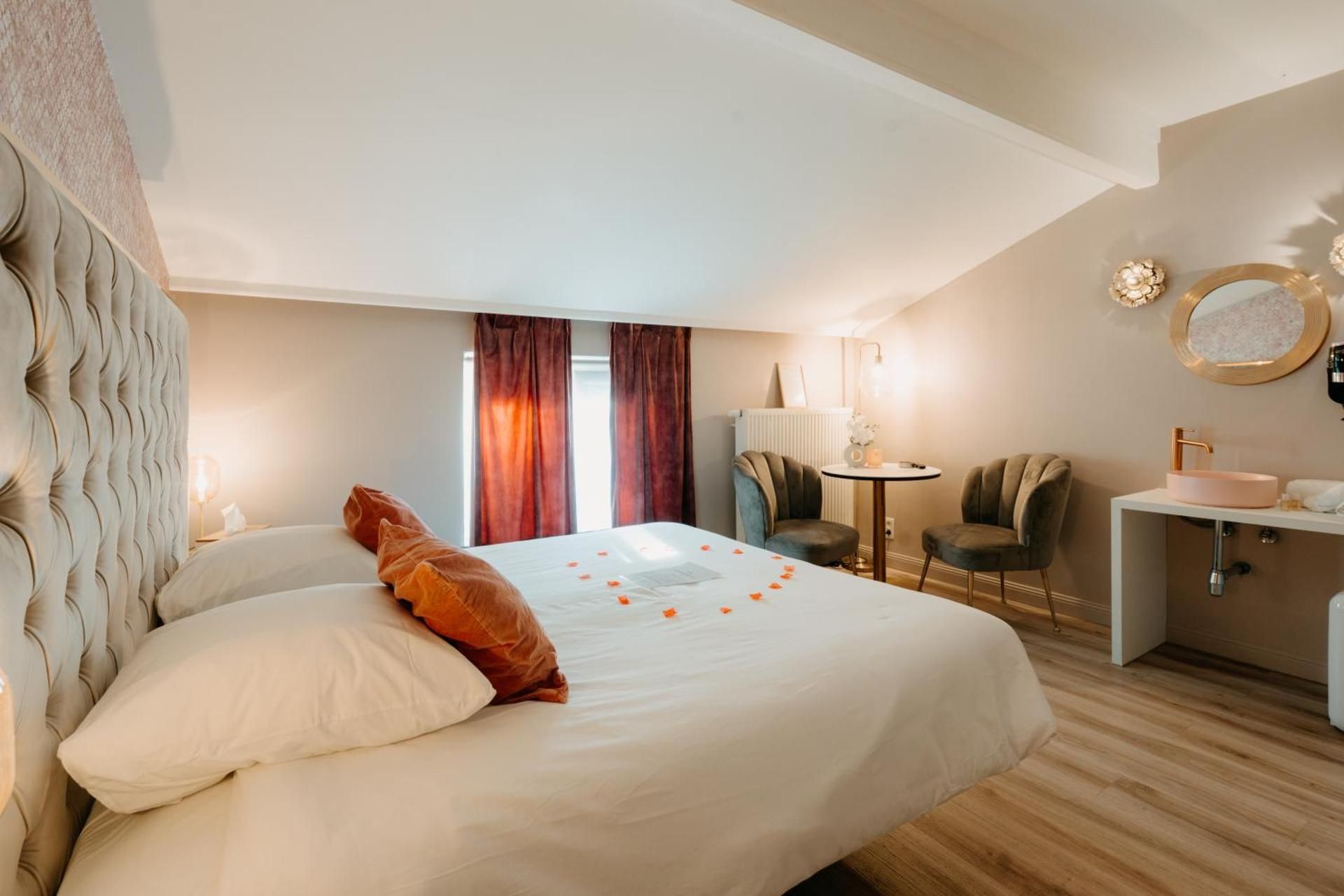 Double Room with Spa Bath