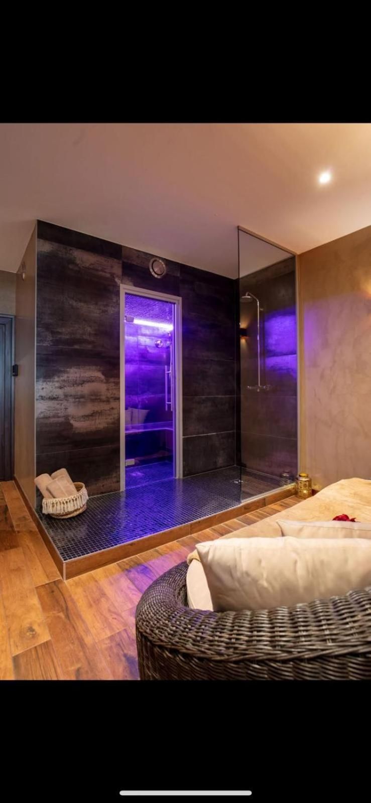 Junior Suite With Private Pool
