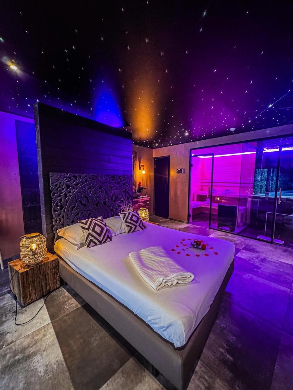 Junior Suite With Private Pool