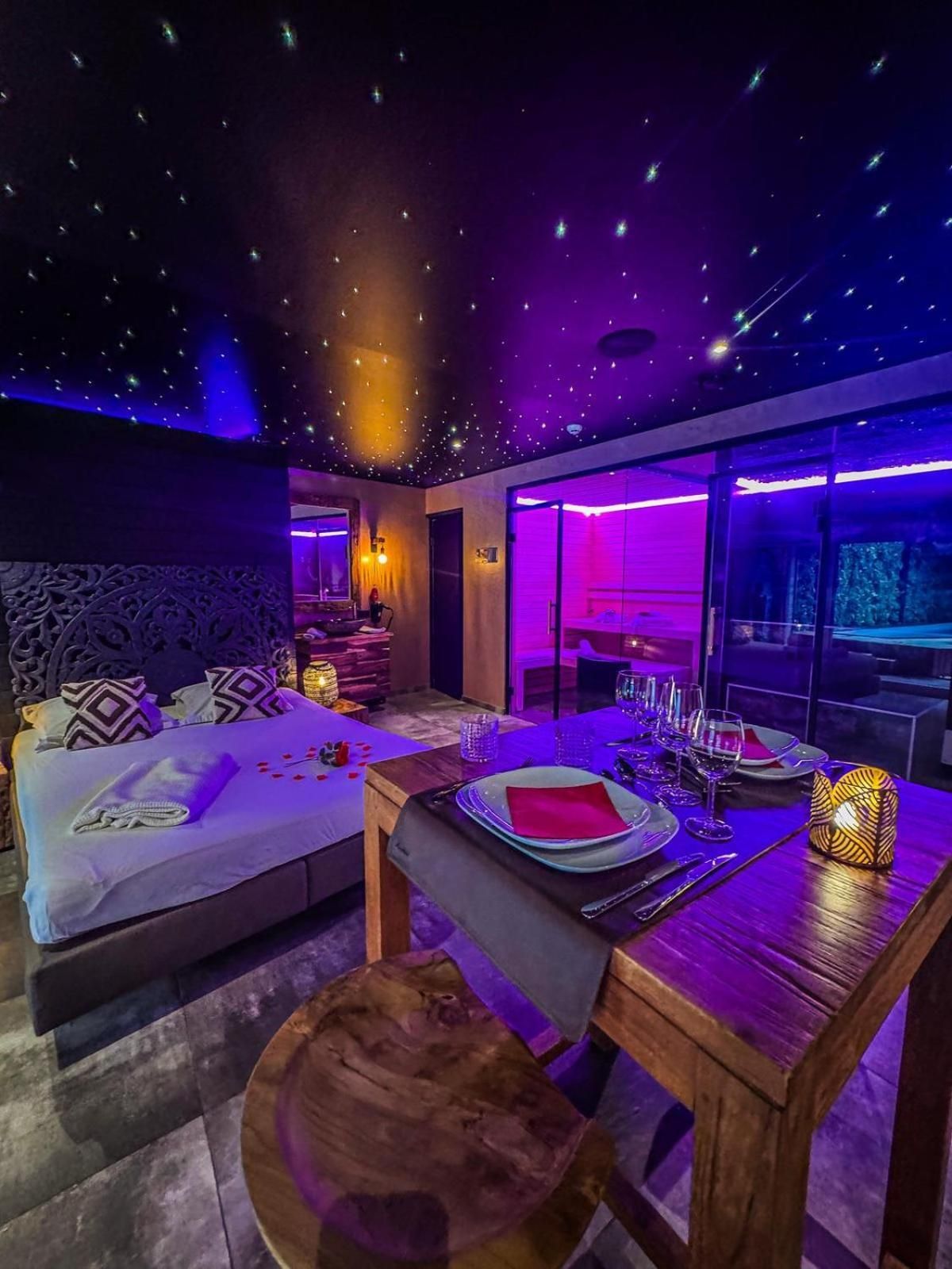 Junior Suite With Private Pool