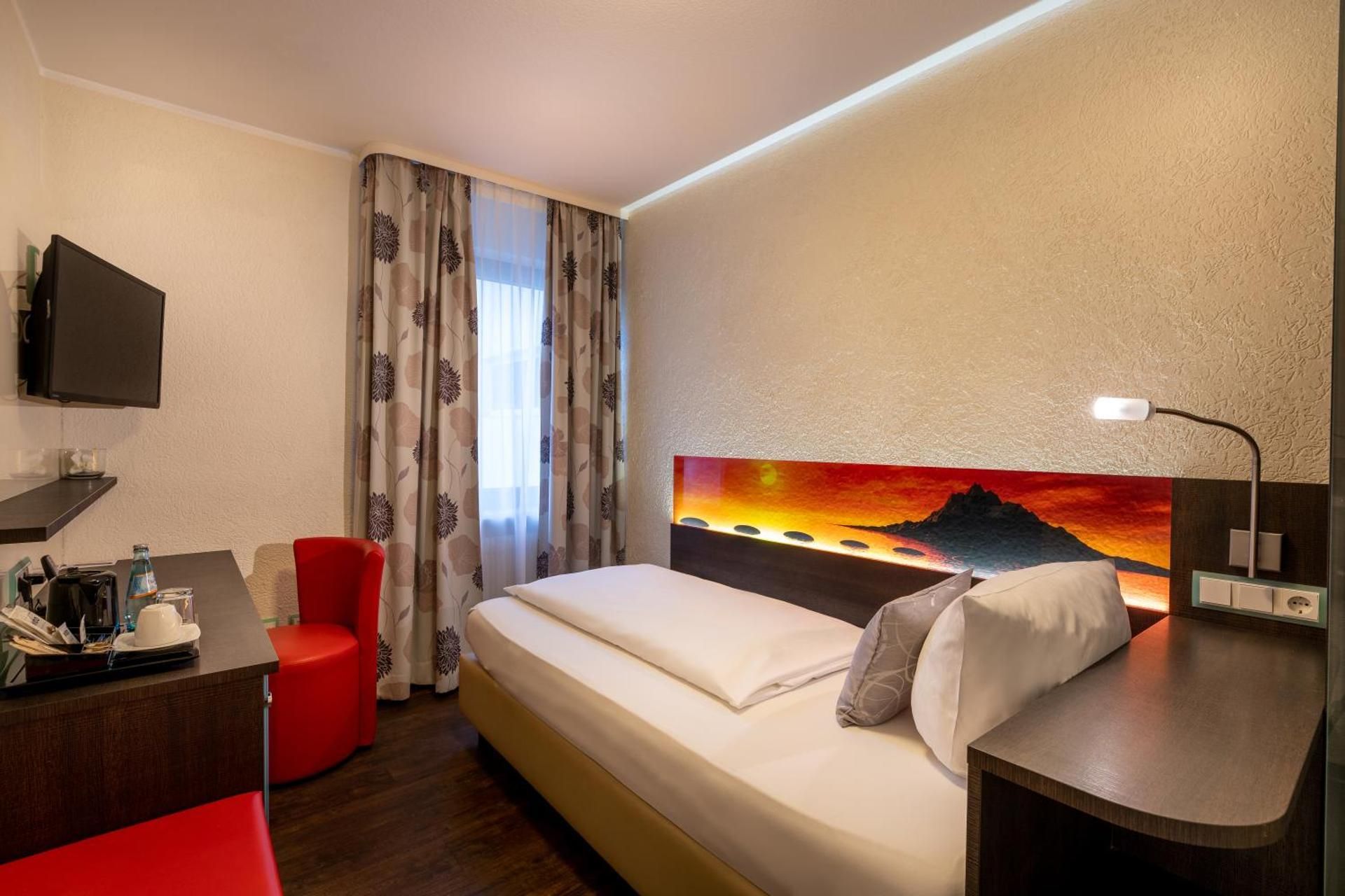 Standard Single Room