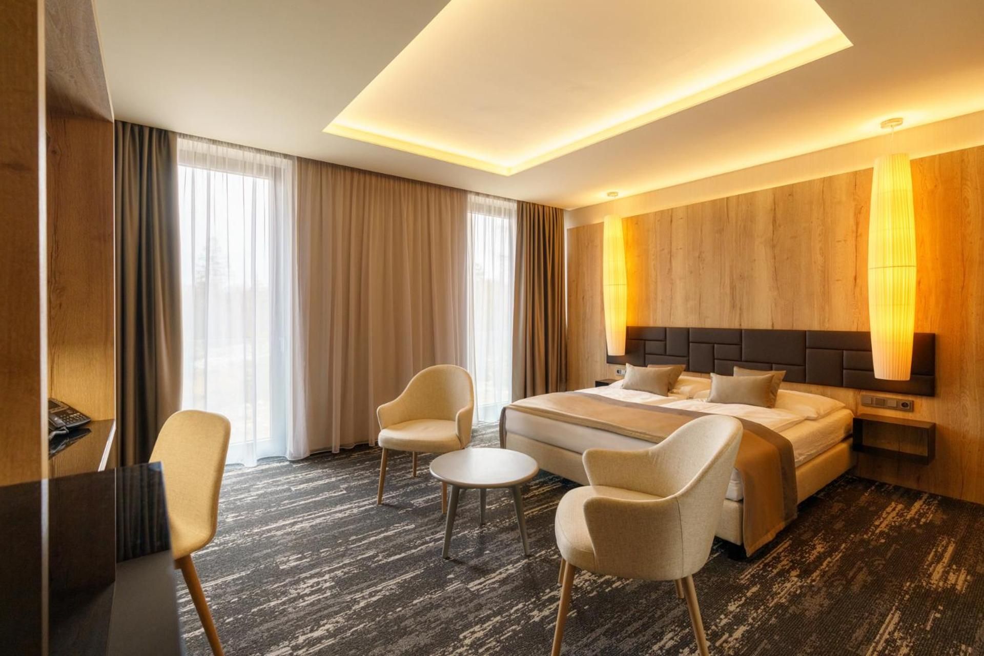Maisonette (2 Adults + 2 Children)