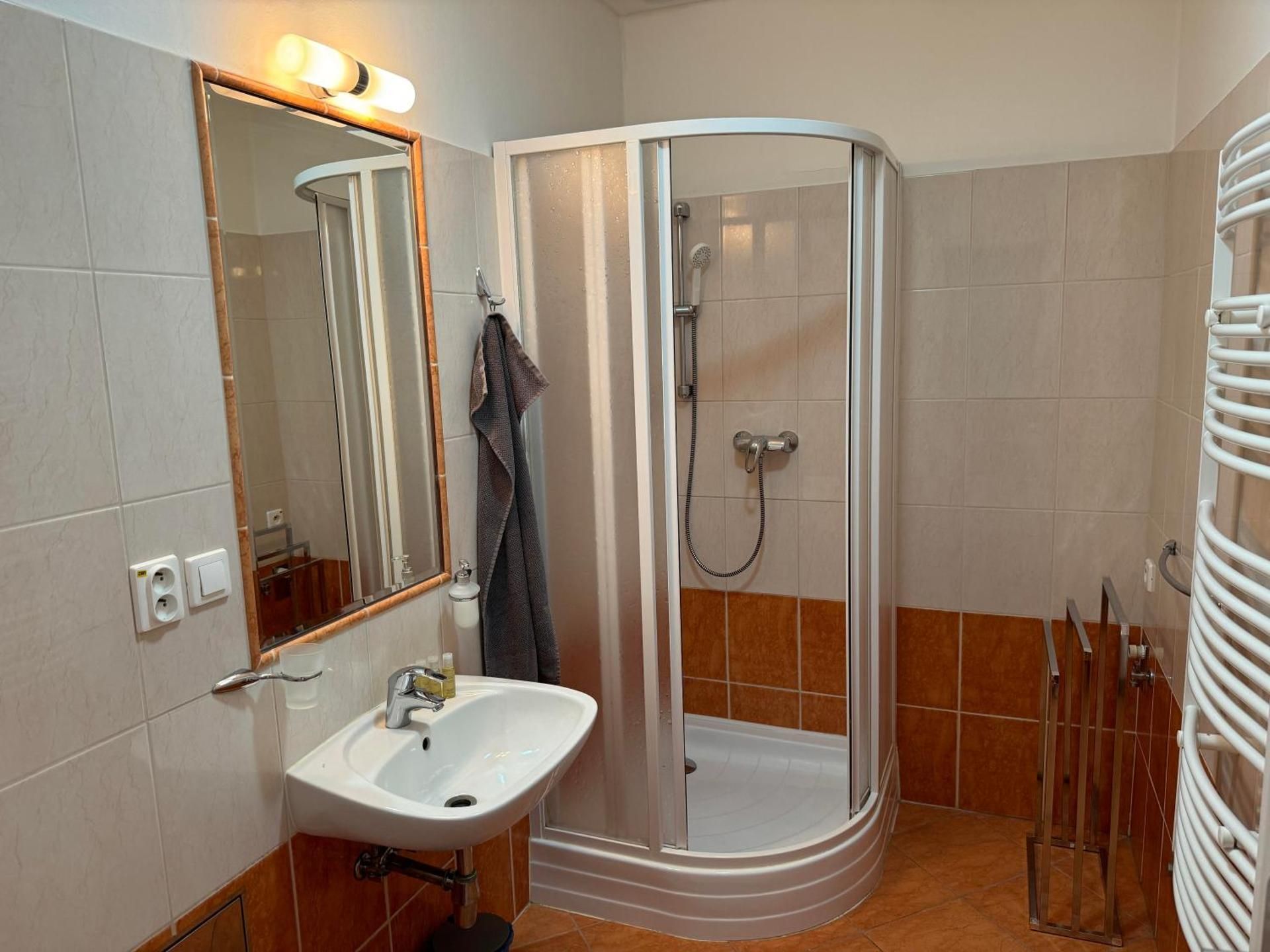 Penzion ACCOM Apartment with Balcony 3