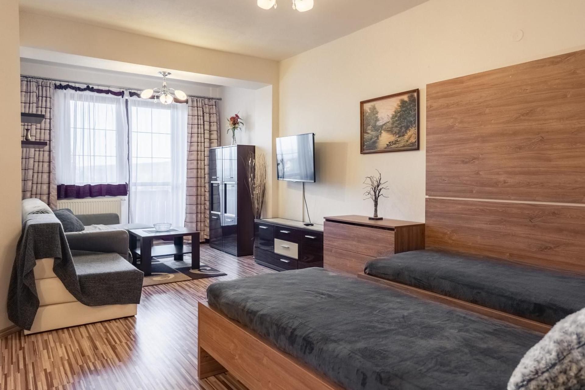 Apartment with Balcony (B5)