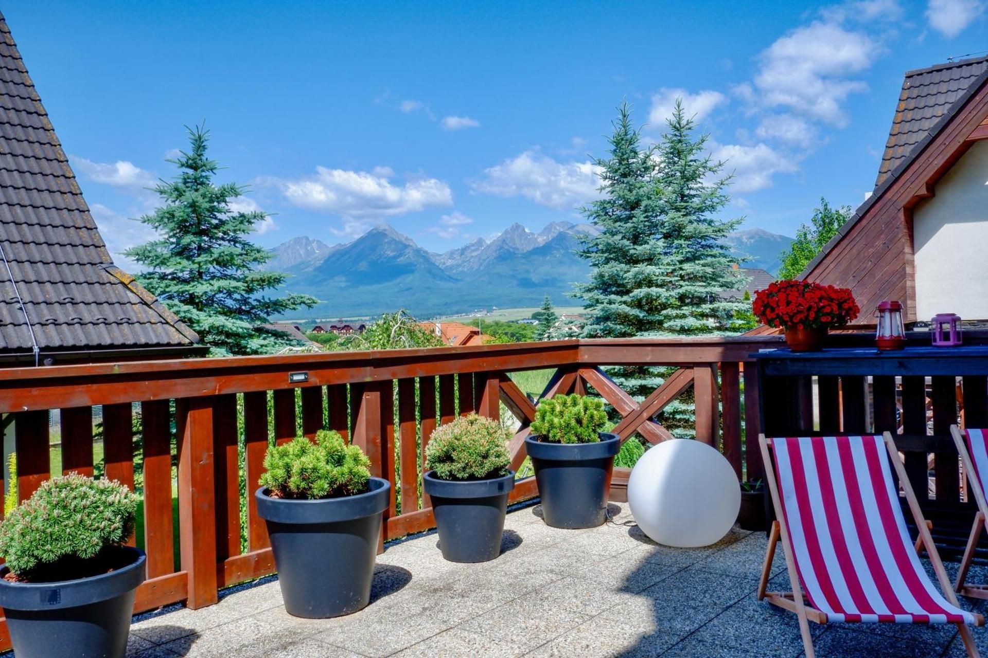 Two-Bedroom Apartment with Terrace