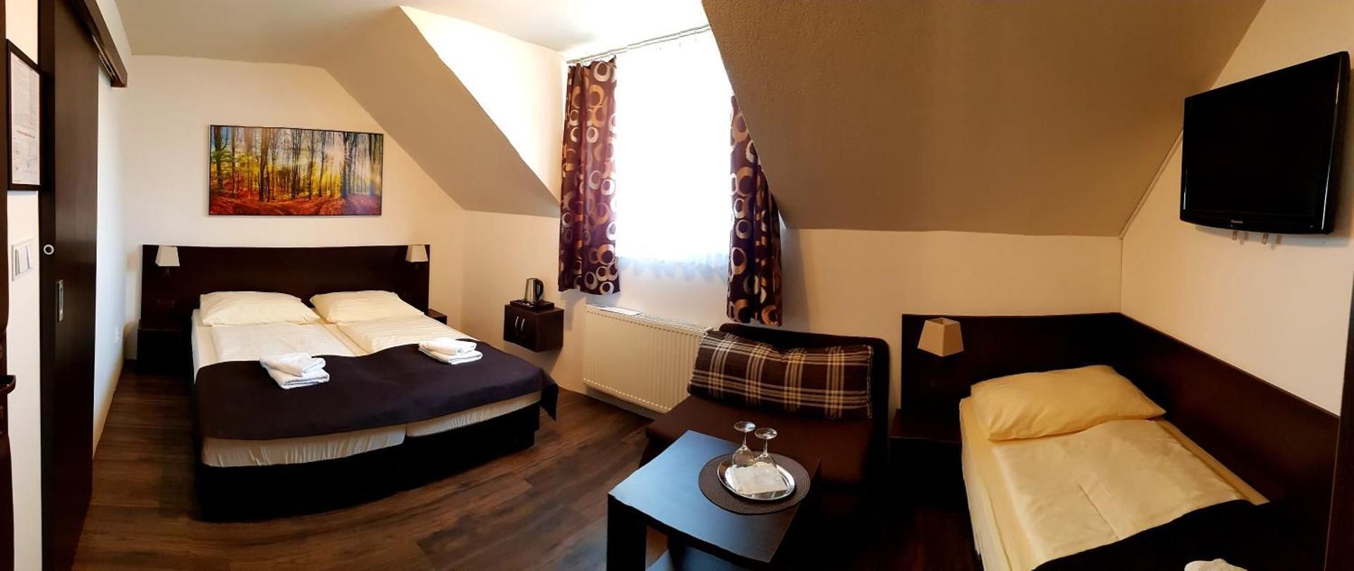 Comfort Triple Room
