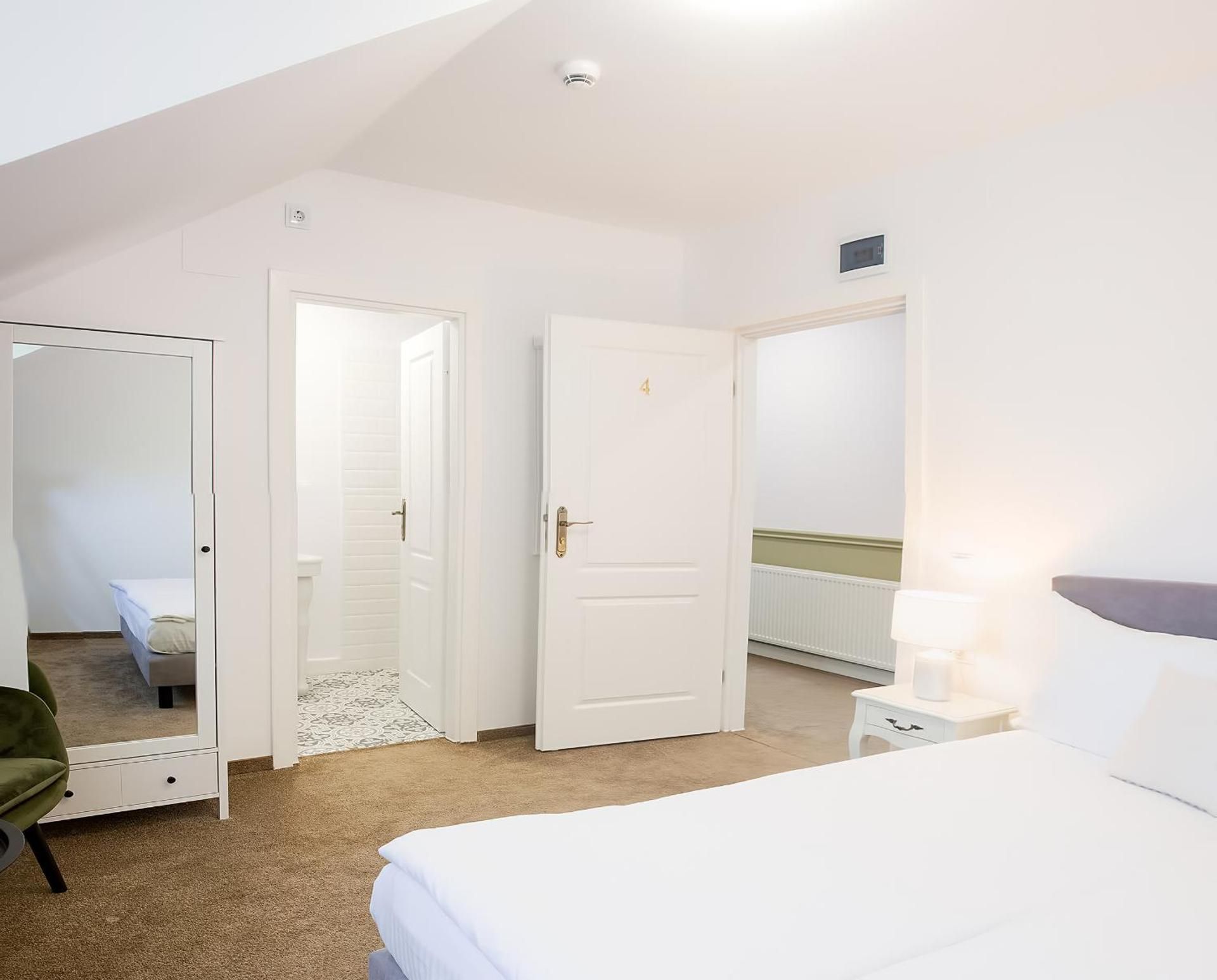 Deluxe Double Room with Castle View