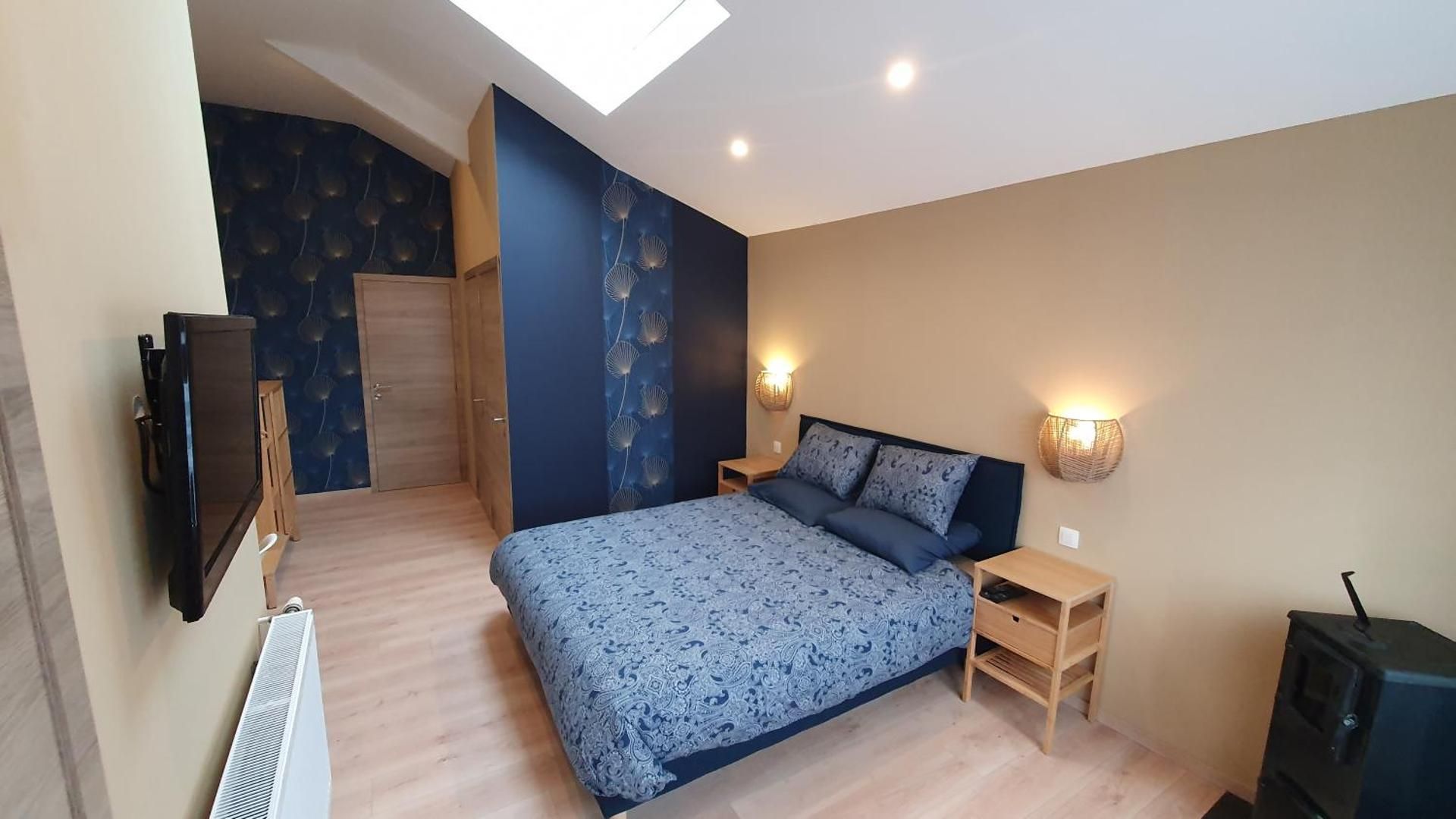 Double Room with Private Bathroom