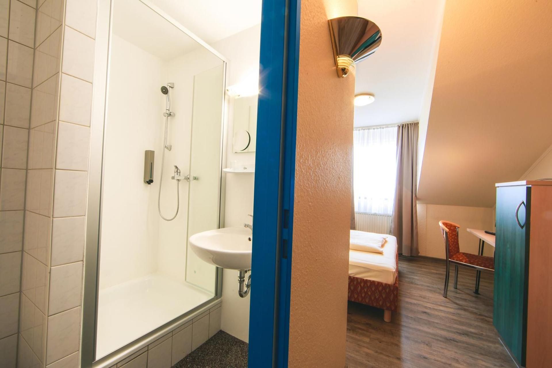 Comfort Single Room