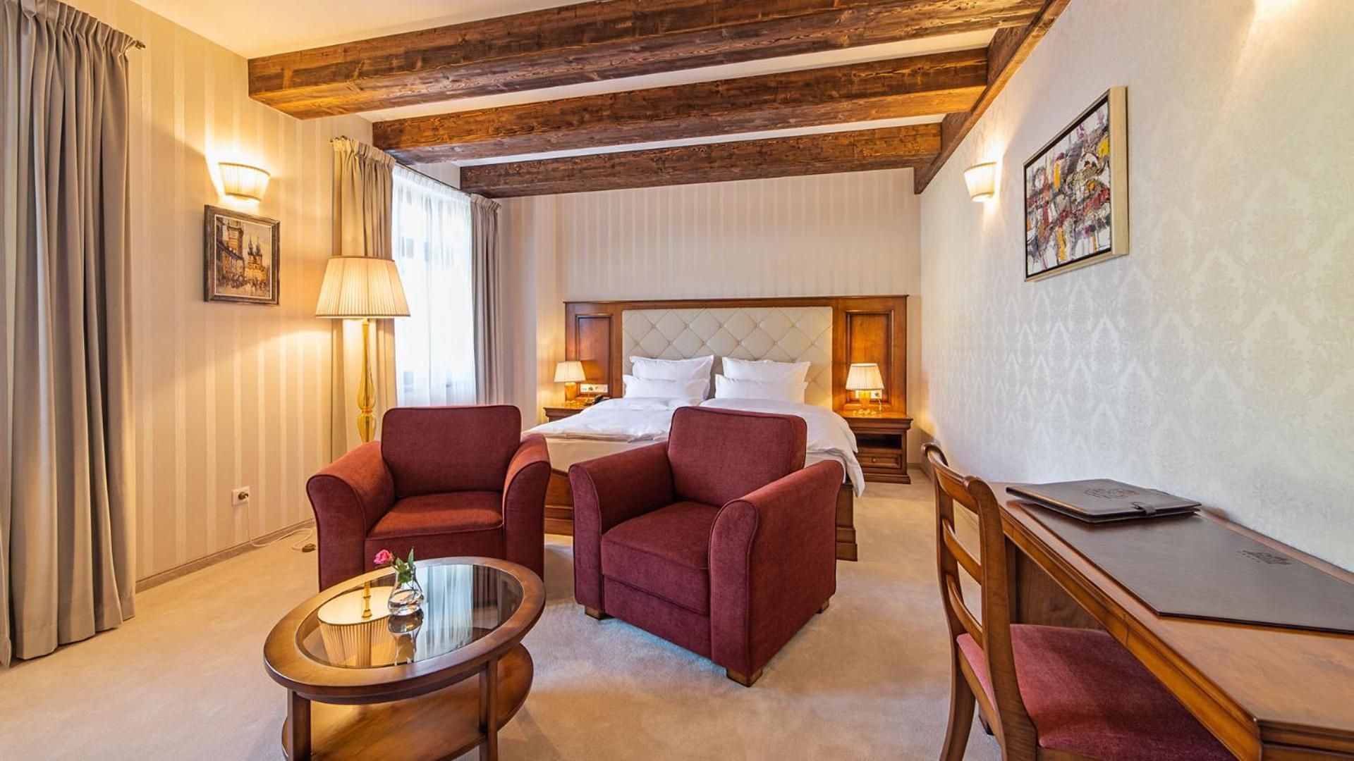 Superior King Room