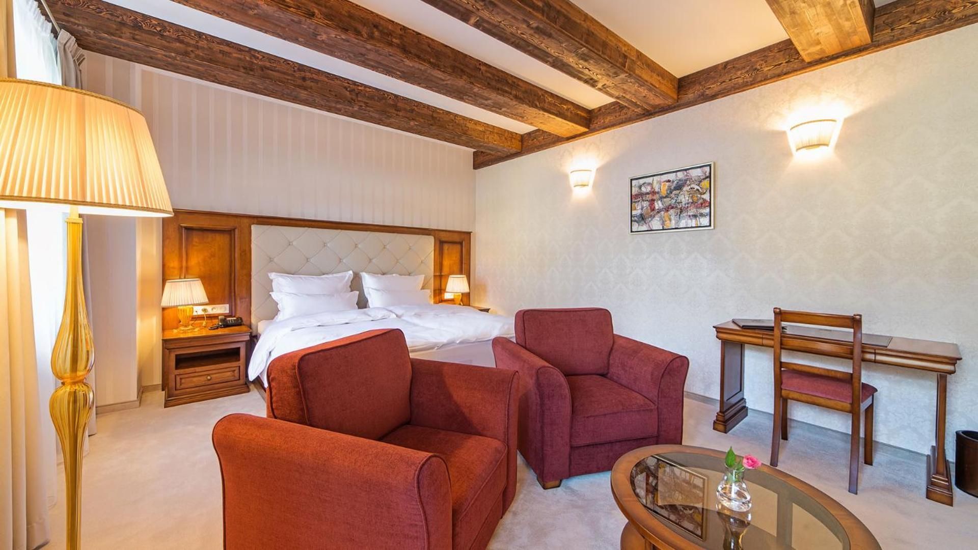 Superior King Room