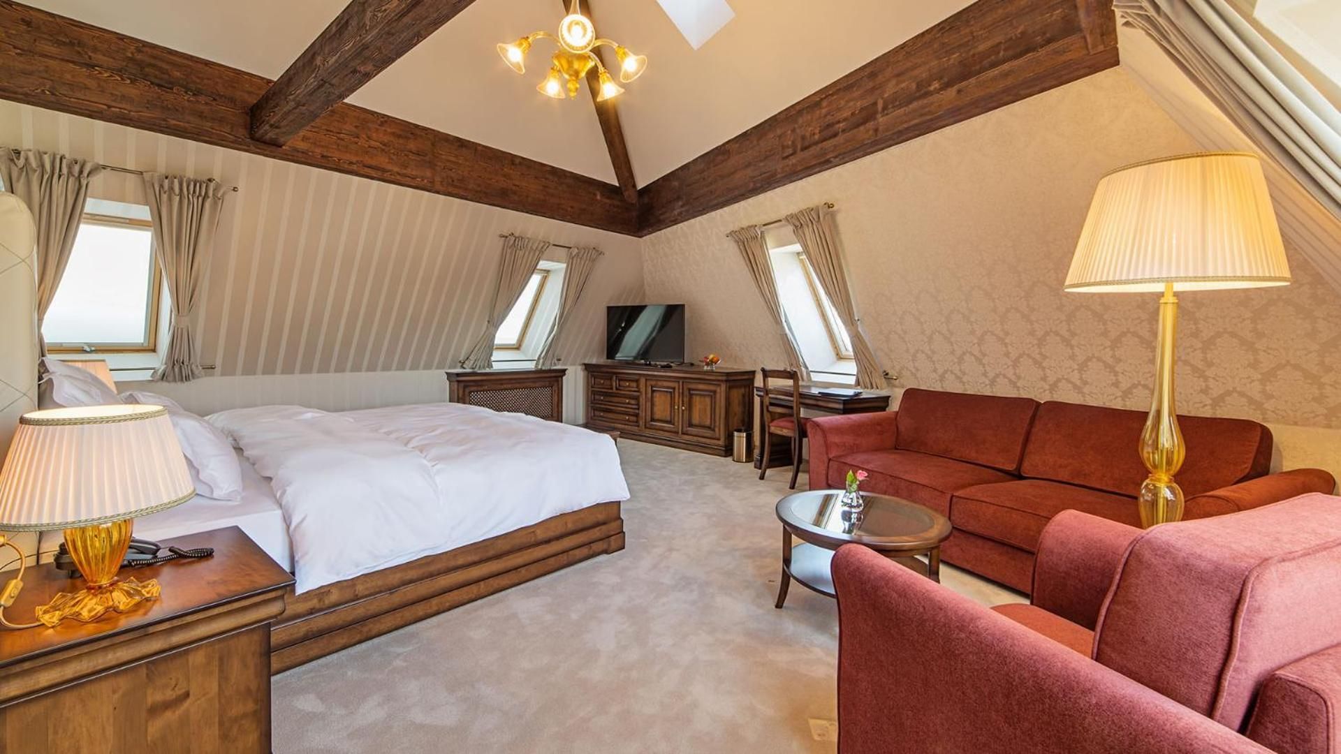 Suite with City View