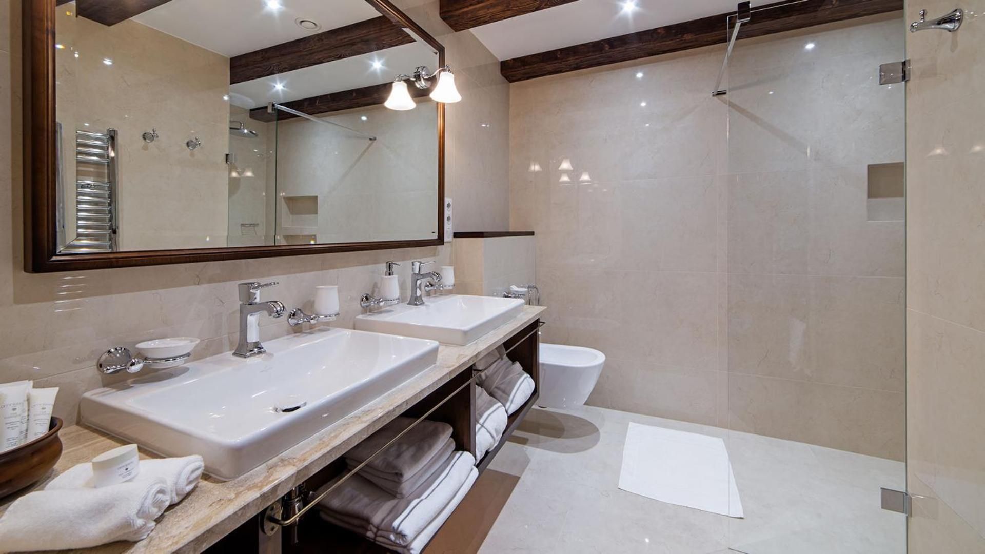 Duplex Quadruple Room