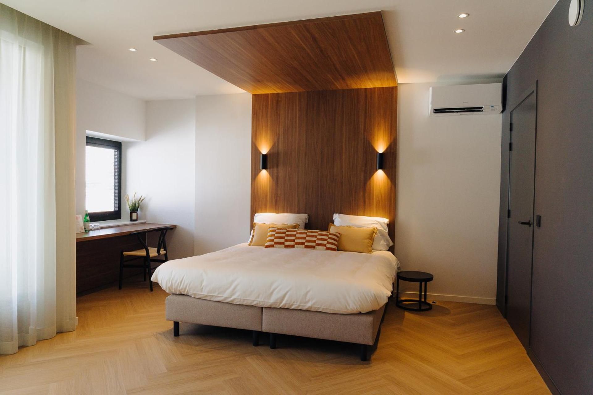 Suite with Balcony