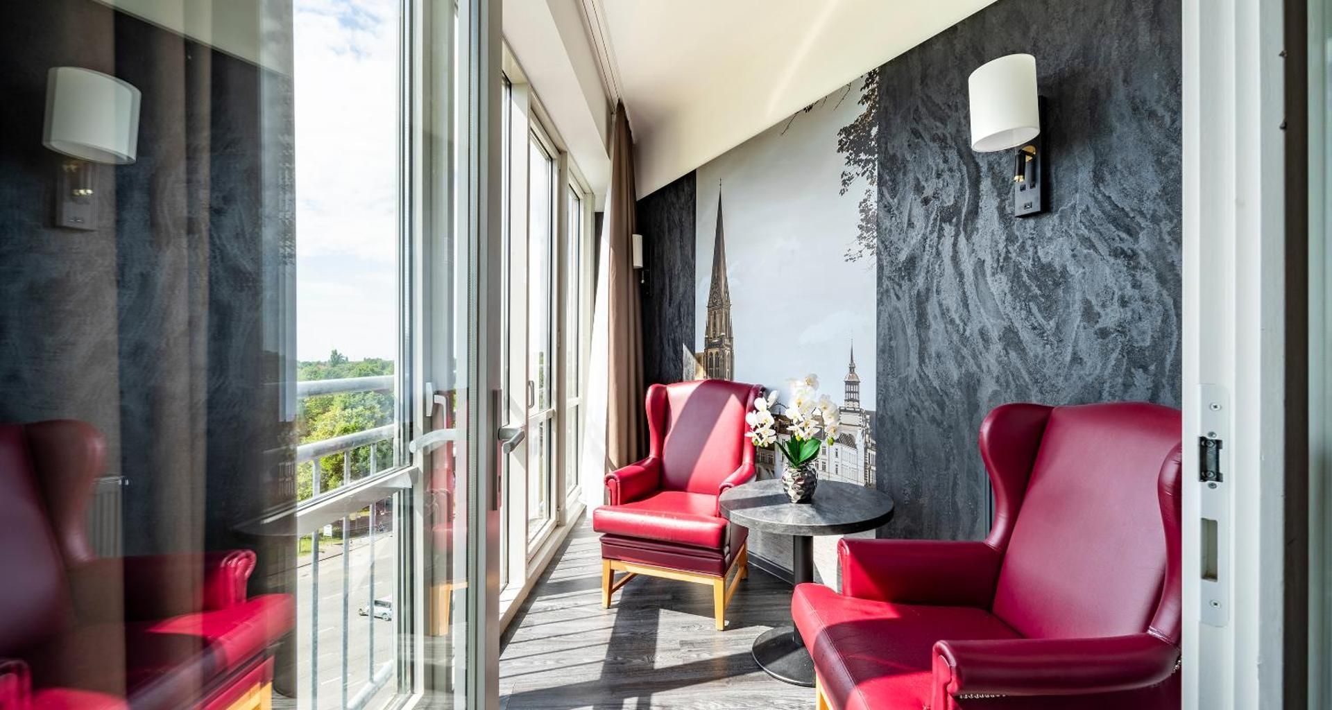 Junior Suite on Lake Side with Sofa Bed