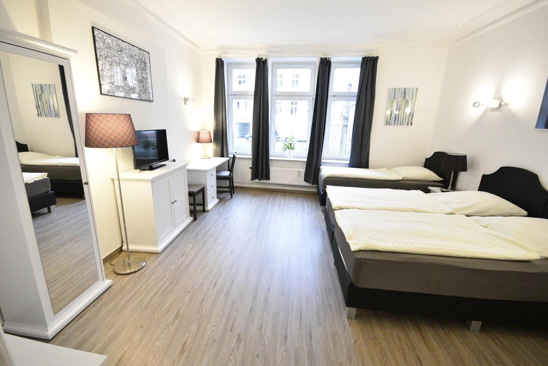 Triple Room