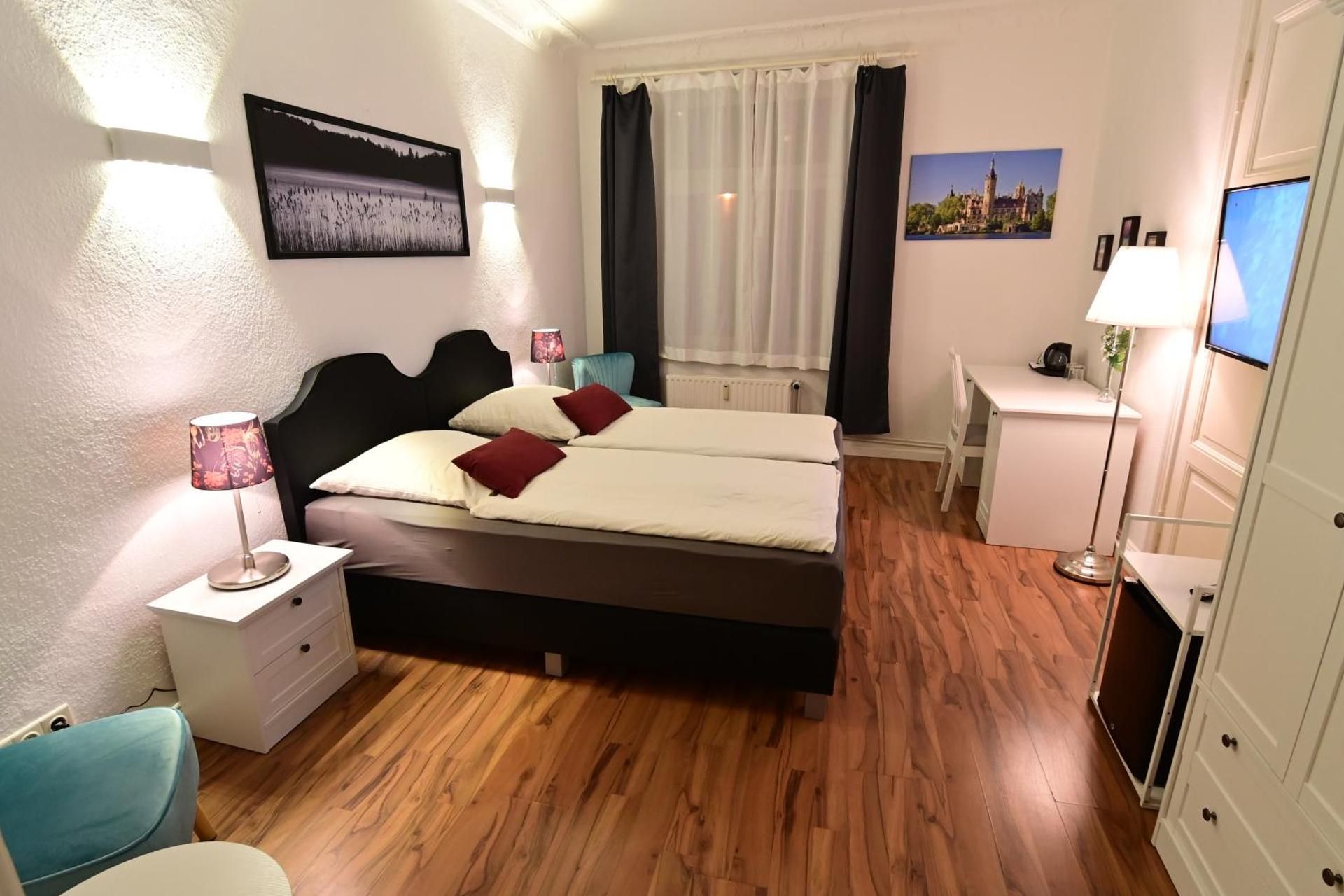 Double or Twin Room with Private External Bathroom