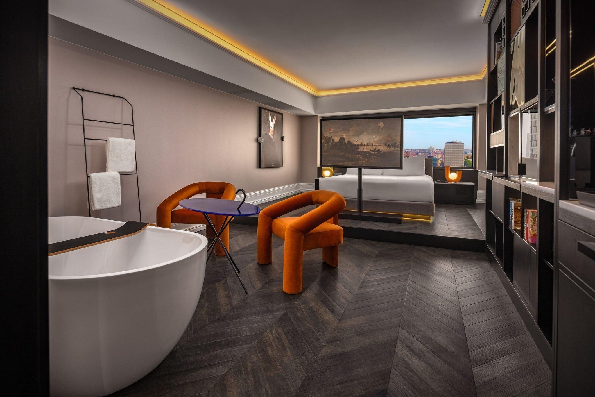 TUB Room, Guest room, 1 King                               