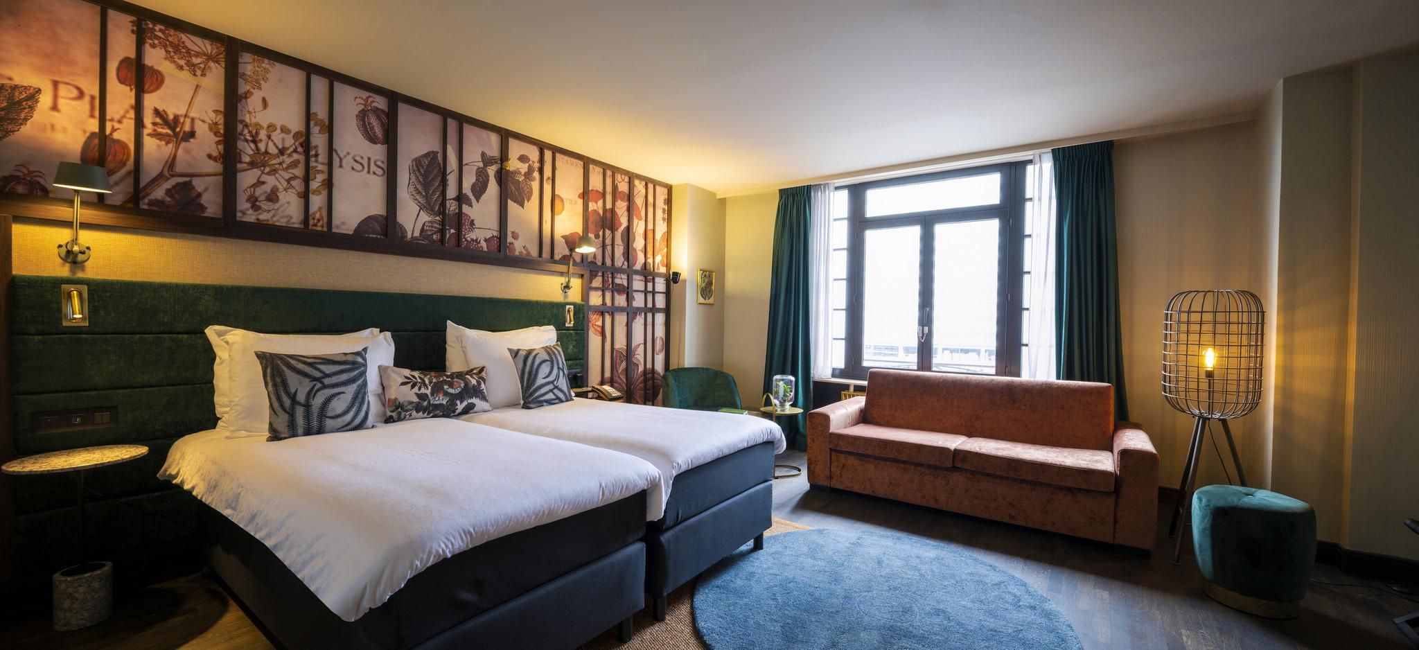 2 Twin Beds Premium With Sofa Bed