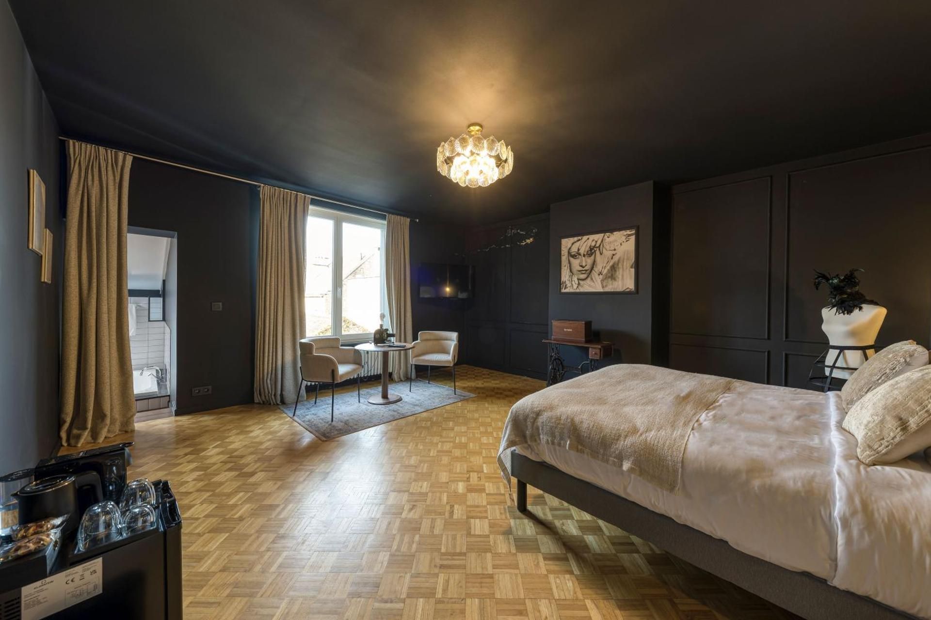 Double Room with Private Bathroom