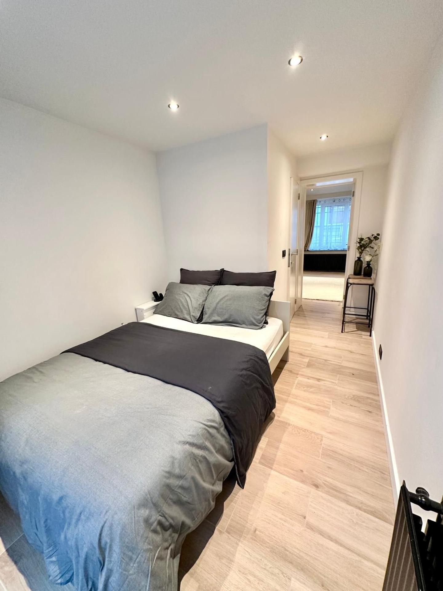 Quadruple Room with Private Bathroom