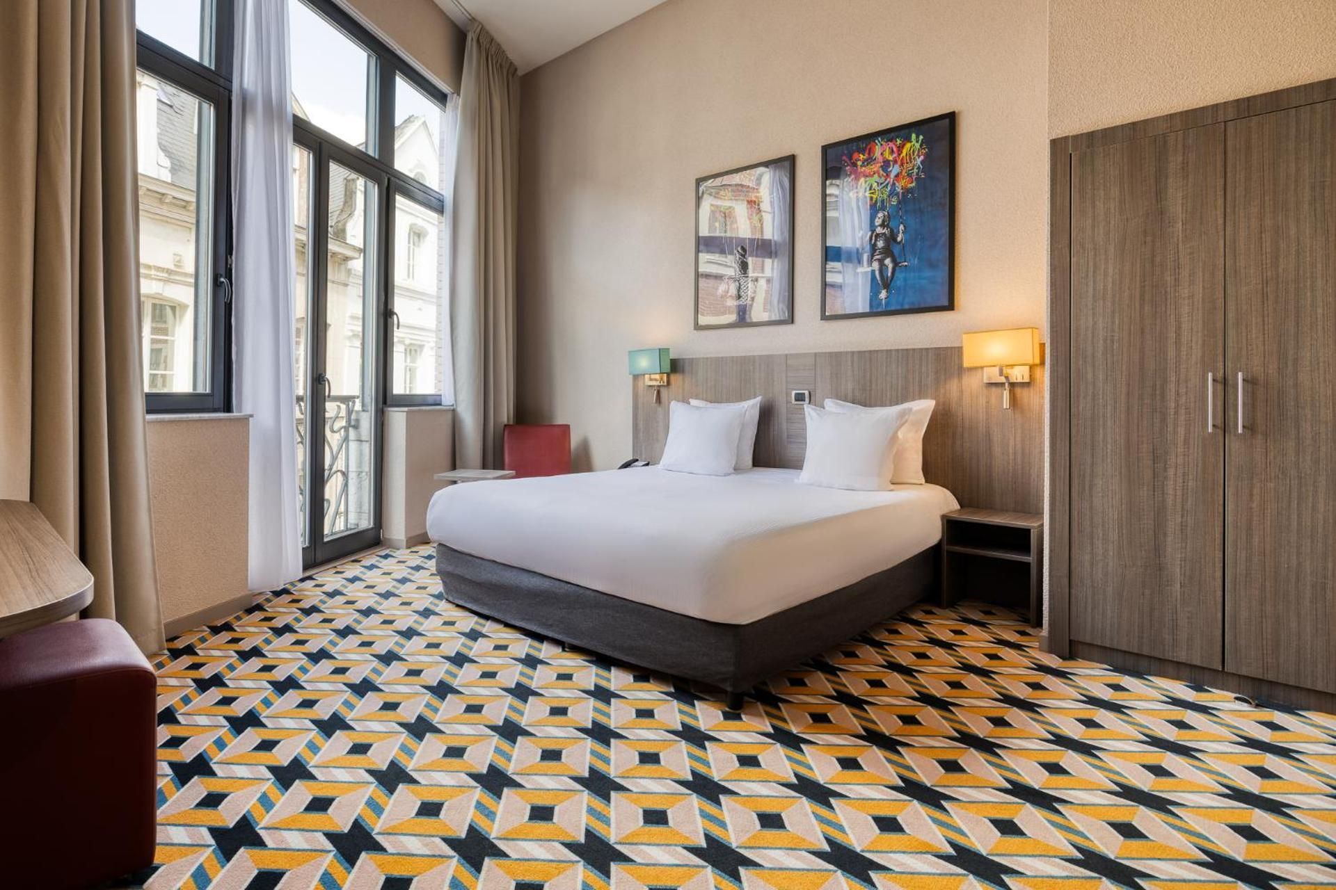 Premium King Room
