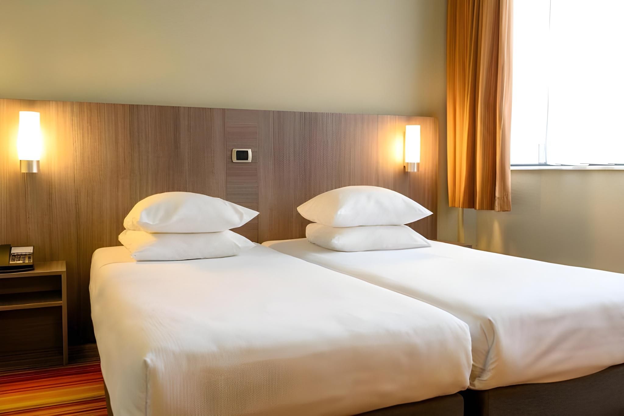 Classic Twin Room