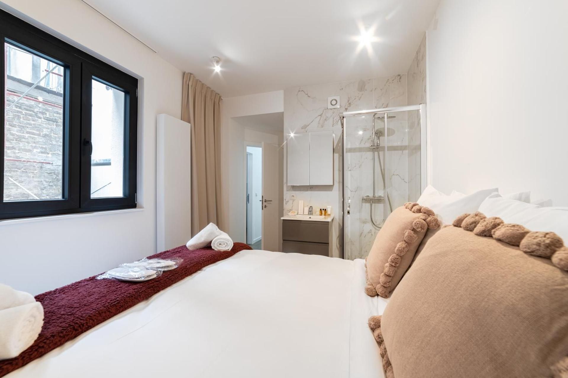 Two-Bedroom Apartment with Balcony