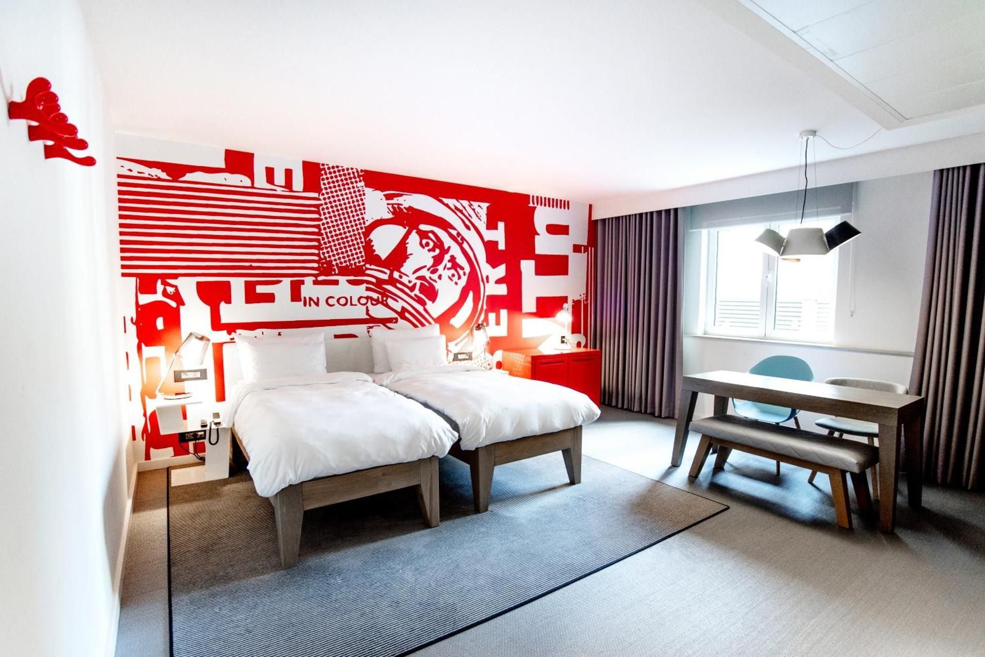 Radisson RED Brussels Standard Room 2