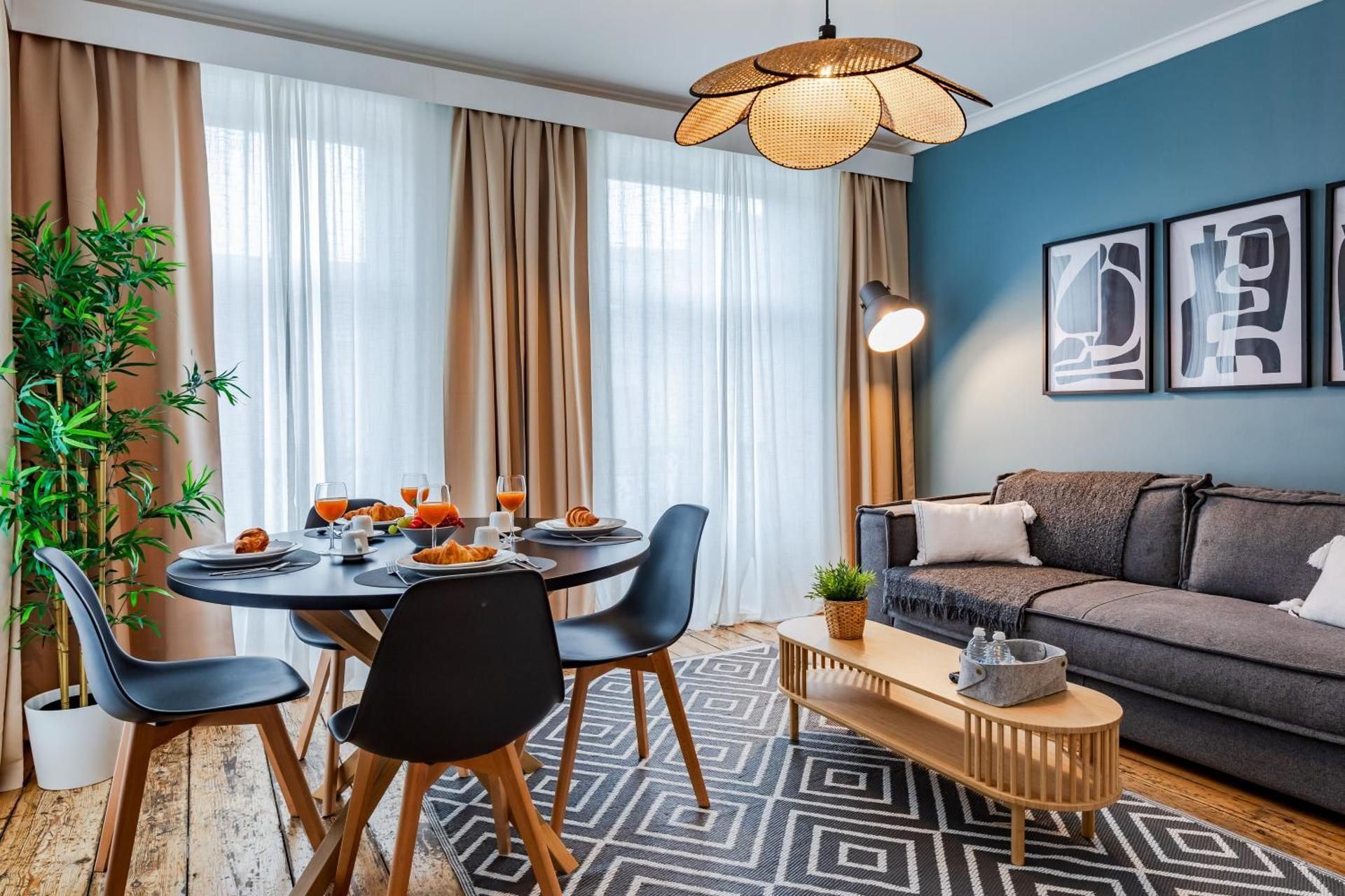 One-Bedroom Apartment