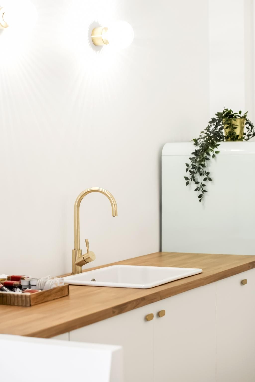 aa36c26522f0fccd97cd8b17f0de84d9