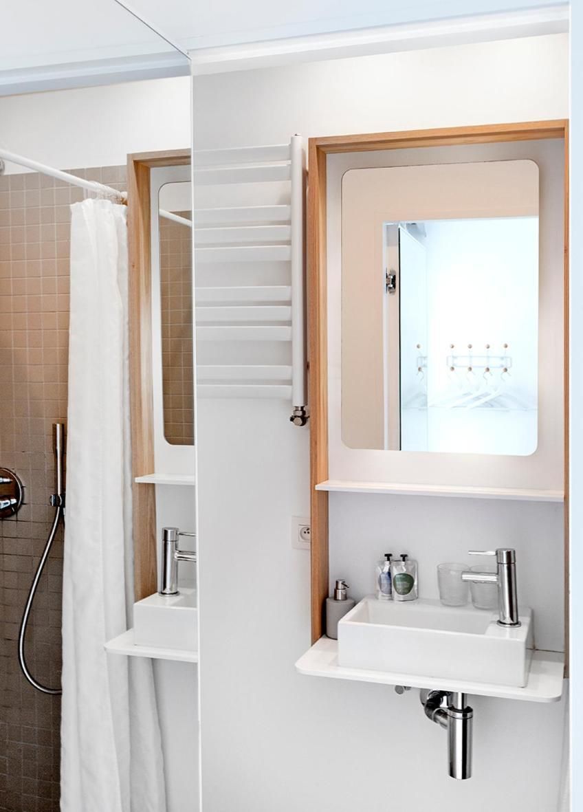 Double Room IV