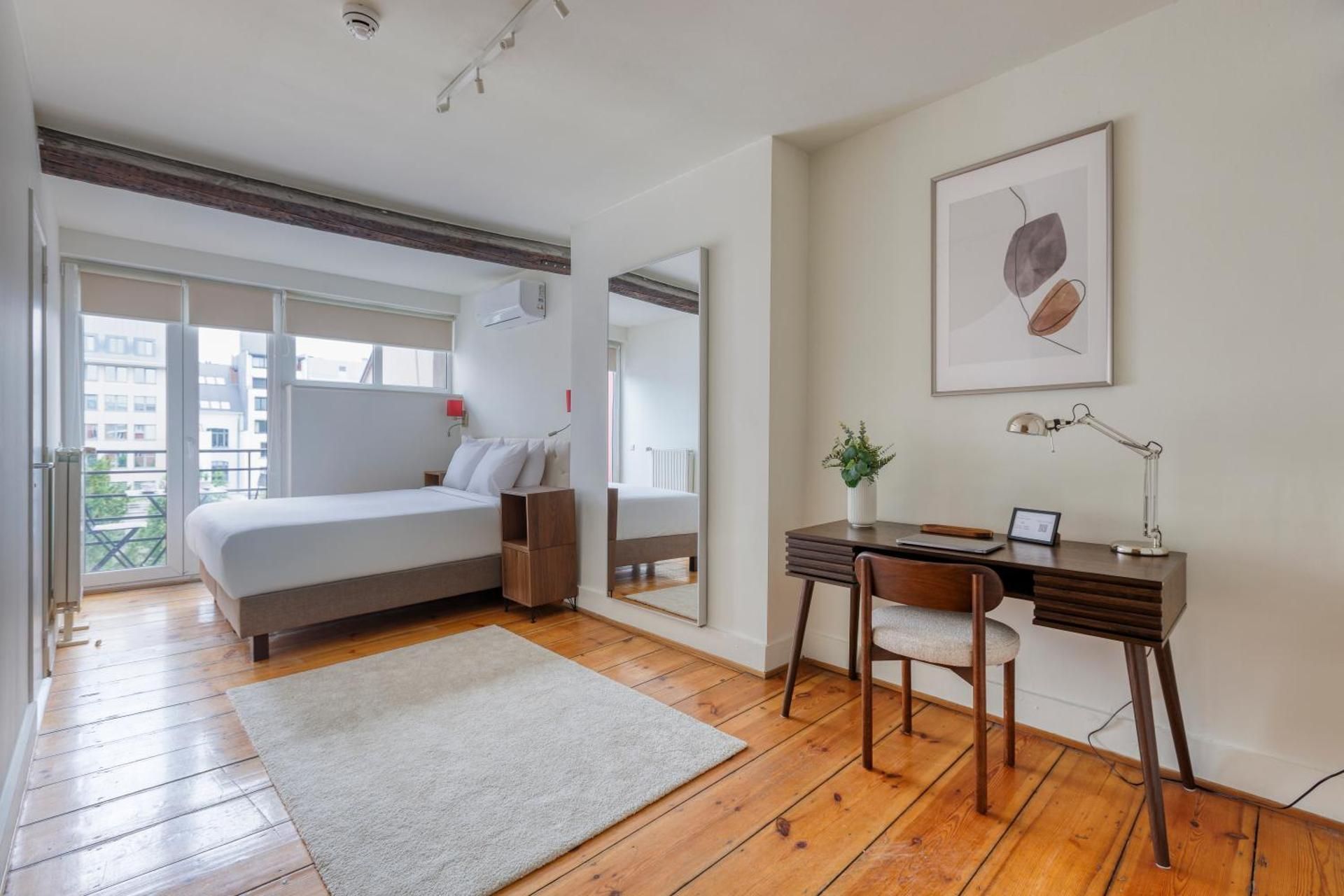 Apartment with Balcony