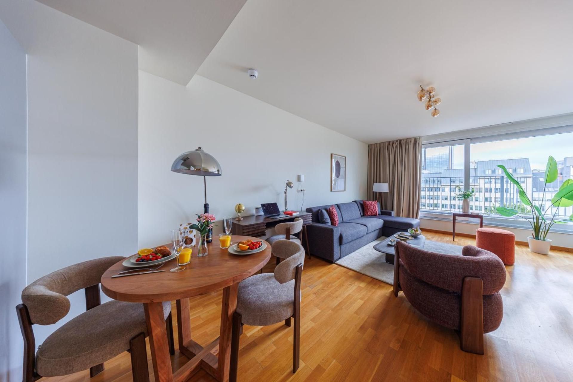 Deluxe Suite
