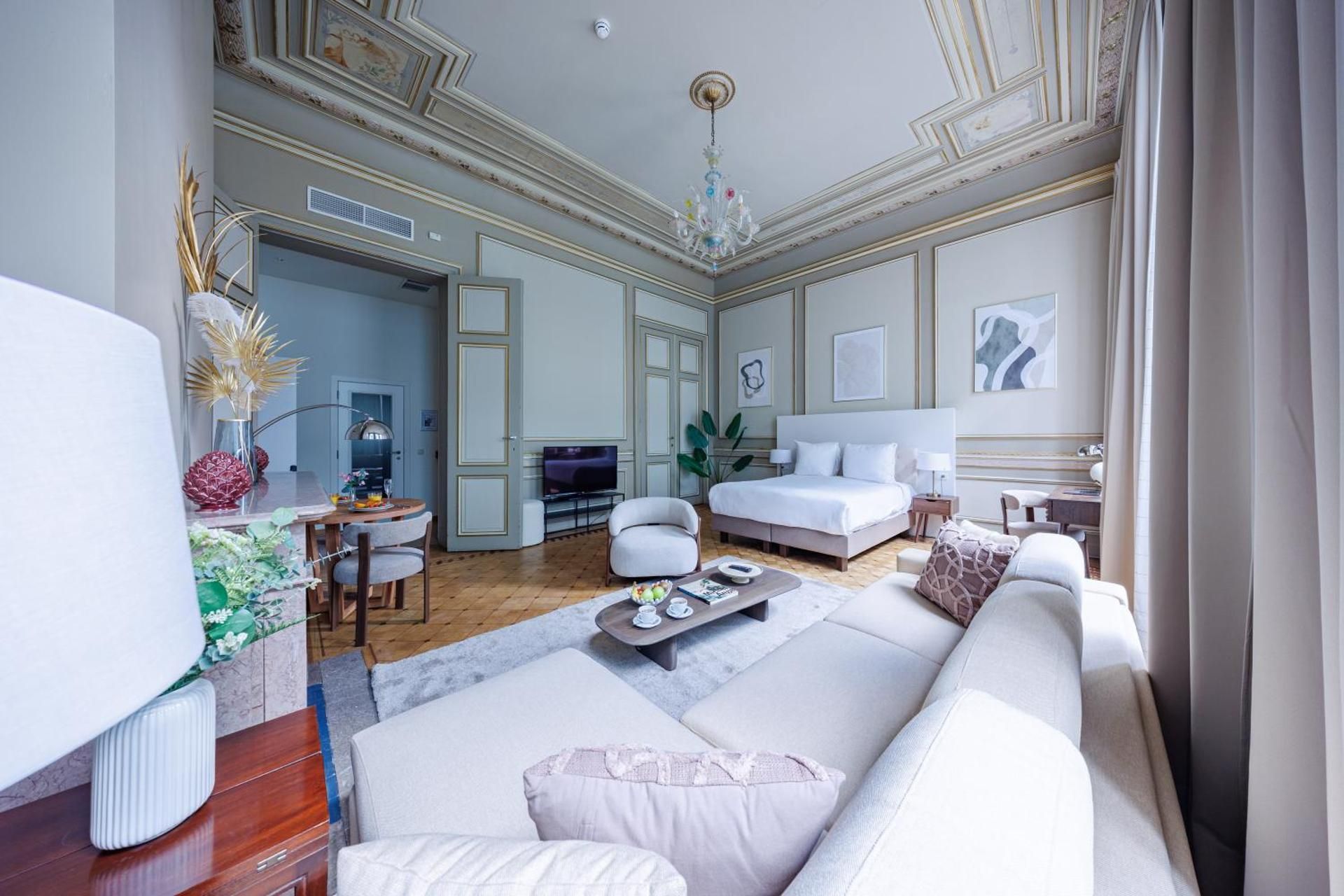 Executive Suite