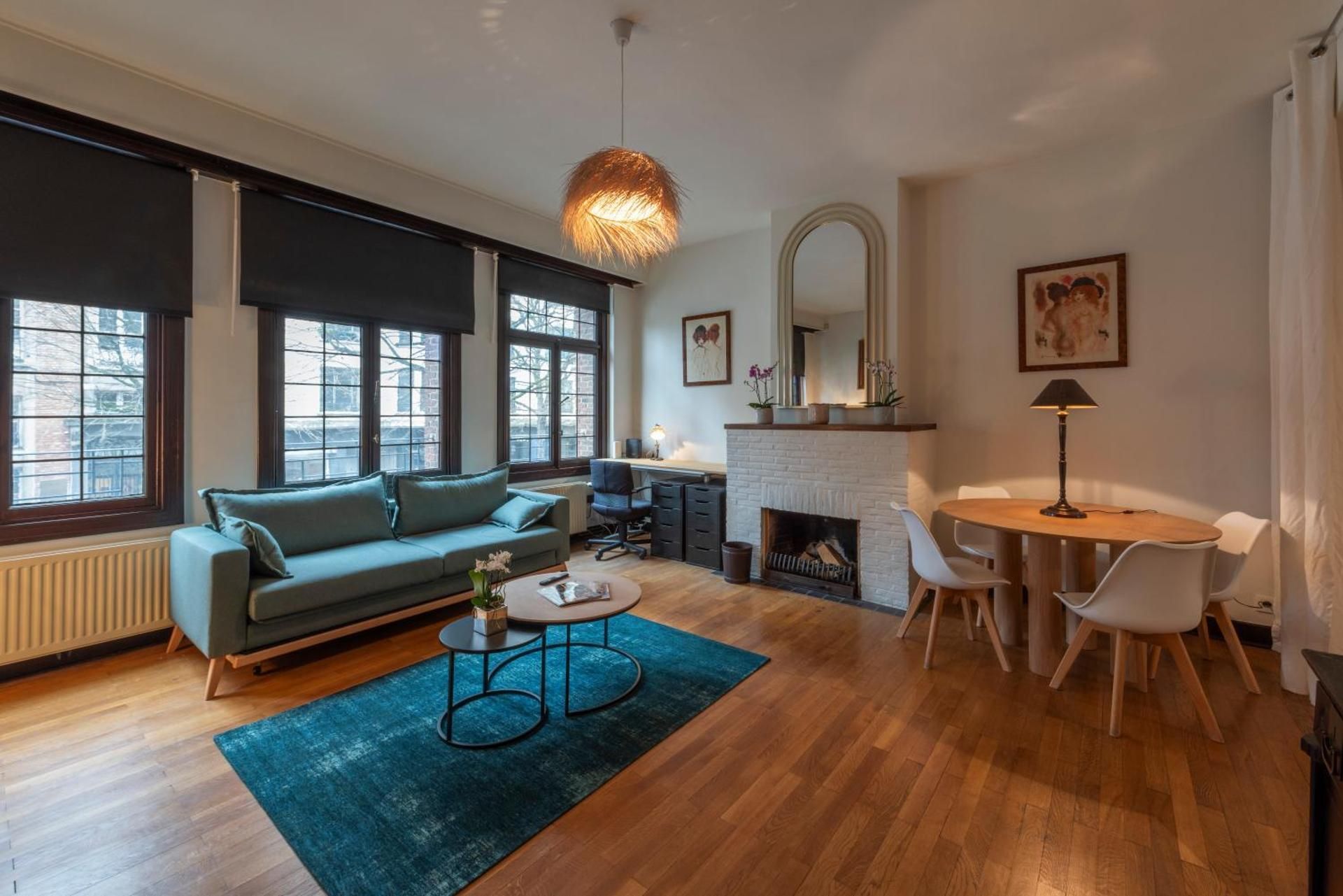 One-Bedroom Apartment
