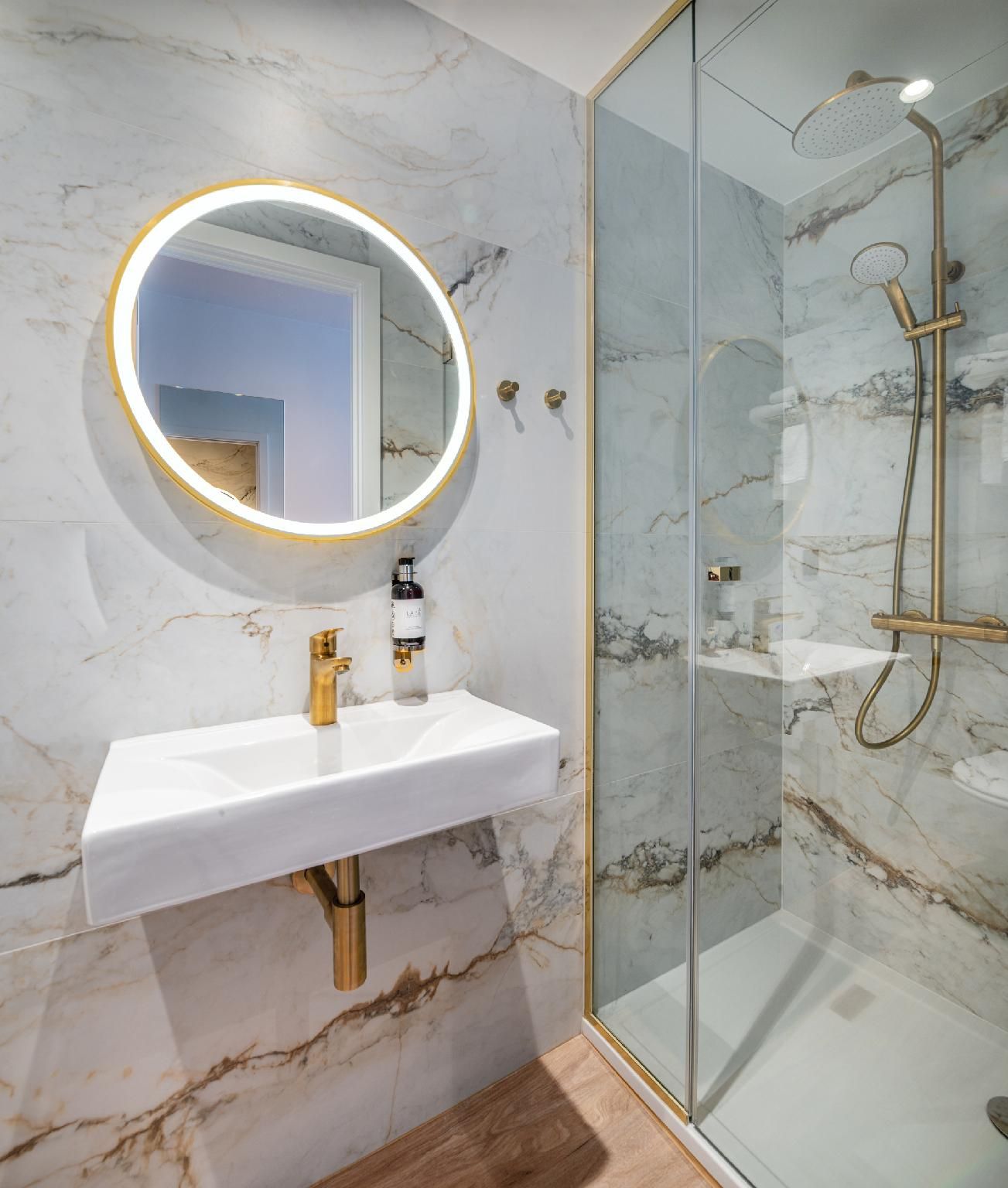 Signature Deluxe Room