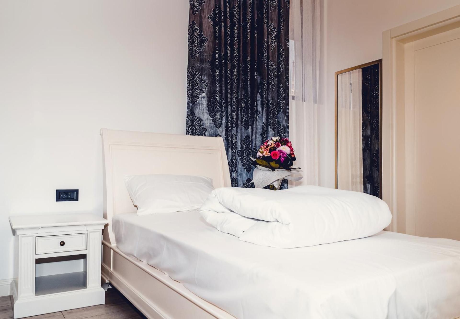 Single Room With Private Bathroom