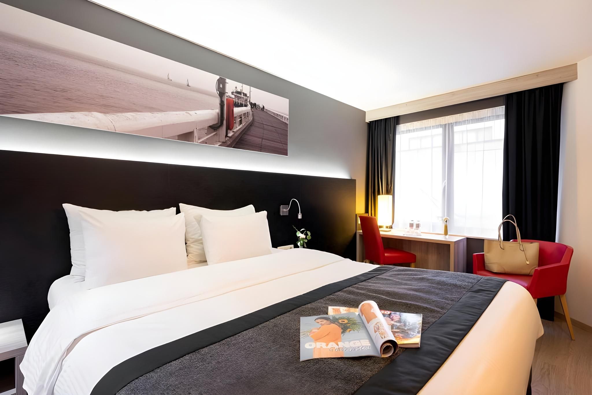 Standard Double Room with 1 Double Bed or 2 Single Beds