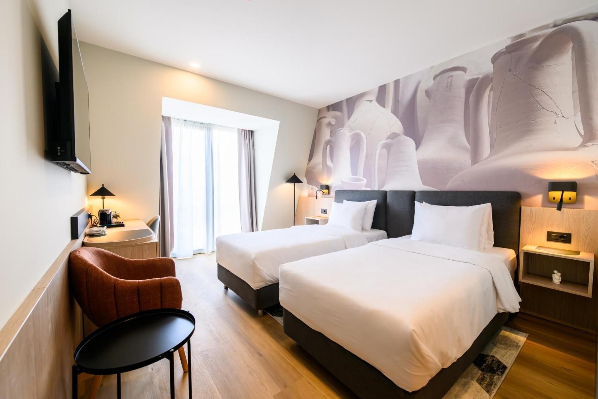 Classic Room with 2 Single Beds