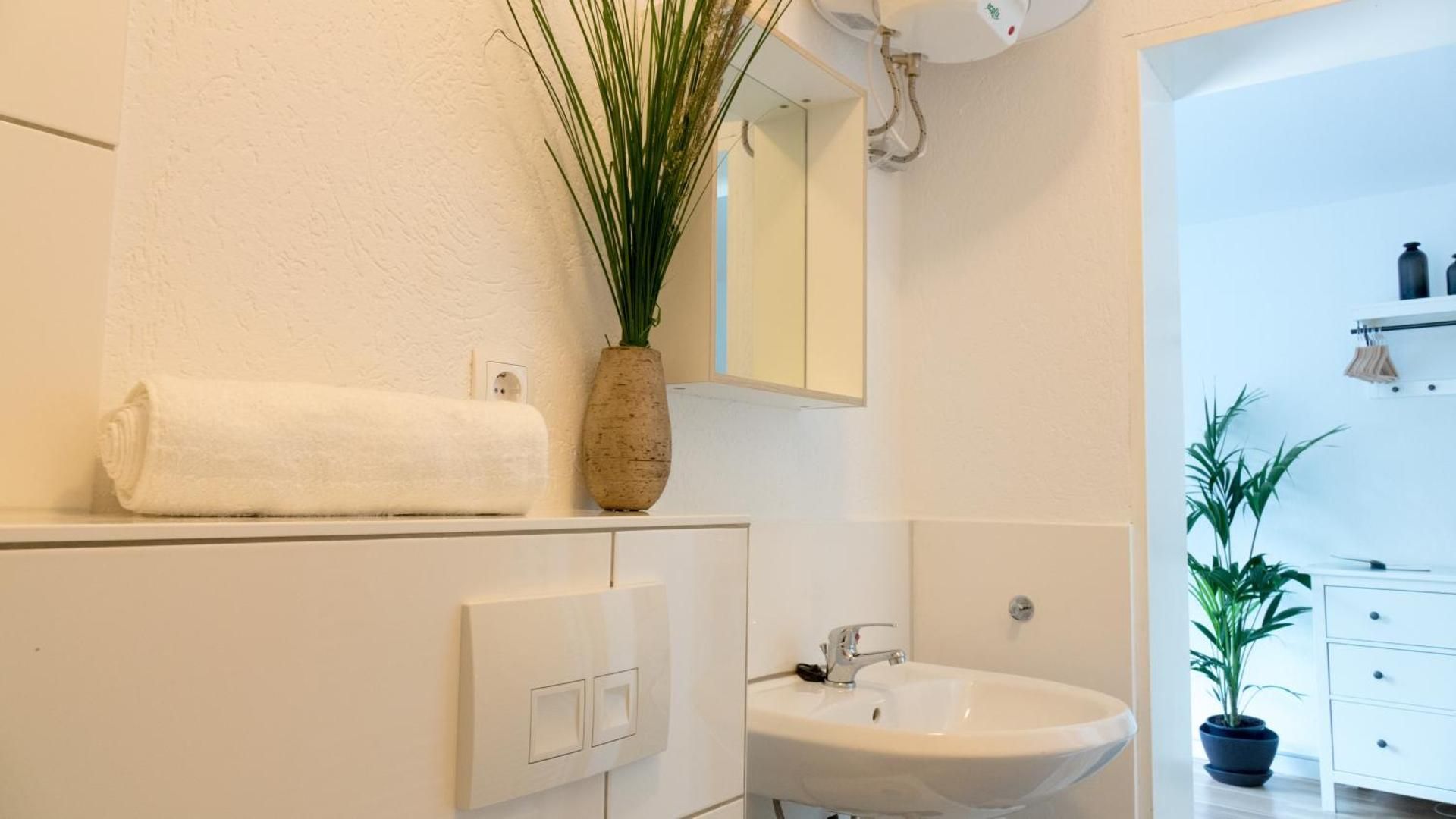 Studio Apartment