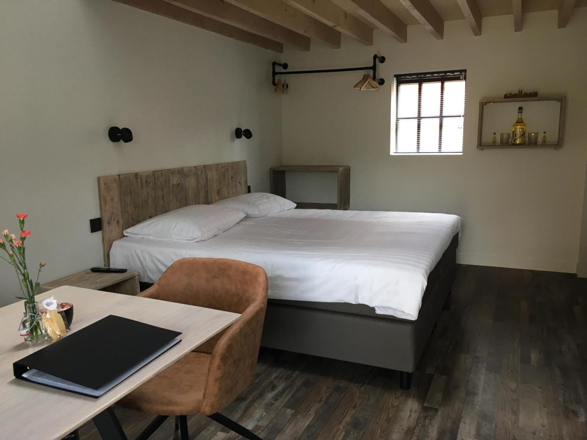 Double Room with Terrace