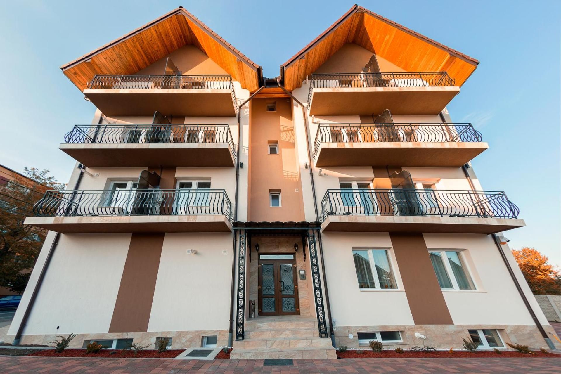 Crema Residence